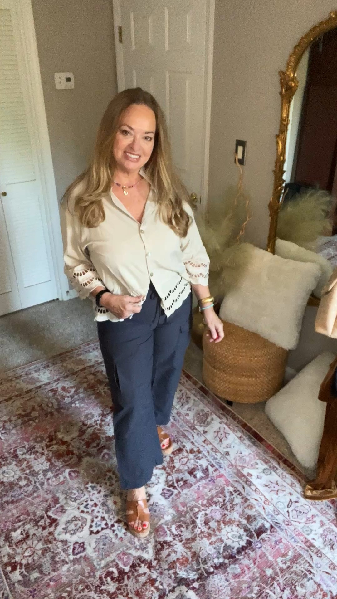 Cool cargo style with exposed zipper details

#LTKWorkwear #LTKgrwm #LTKootd