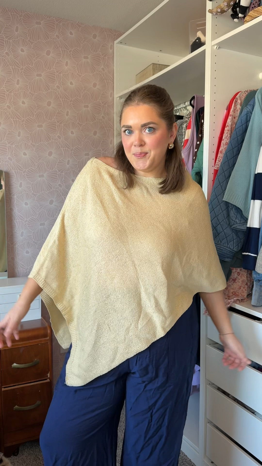 Cutest affordable poncho cape top for spring #kohlspartner #kohlsfinds #ad @kohls 

#LTKSeasonal #LTKgrwm #LTKPlusSize