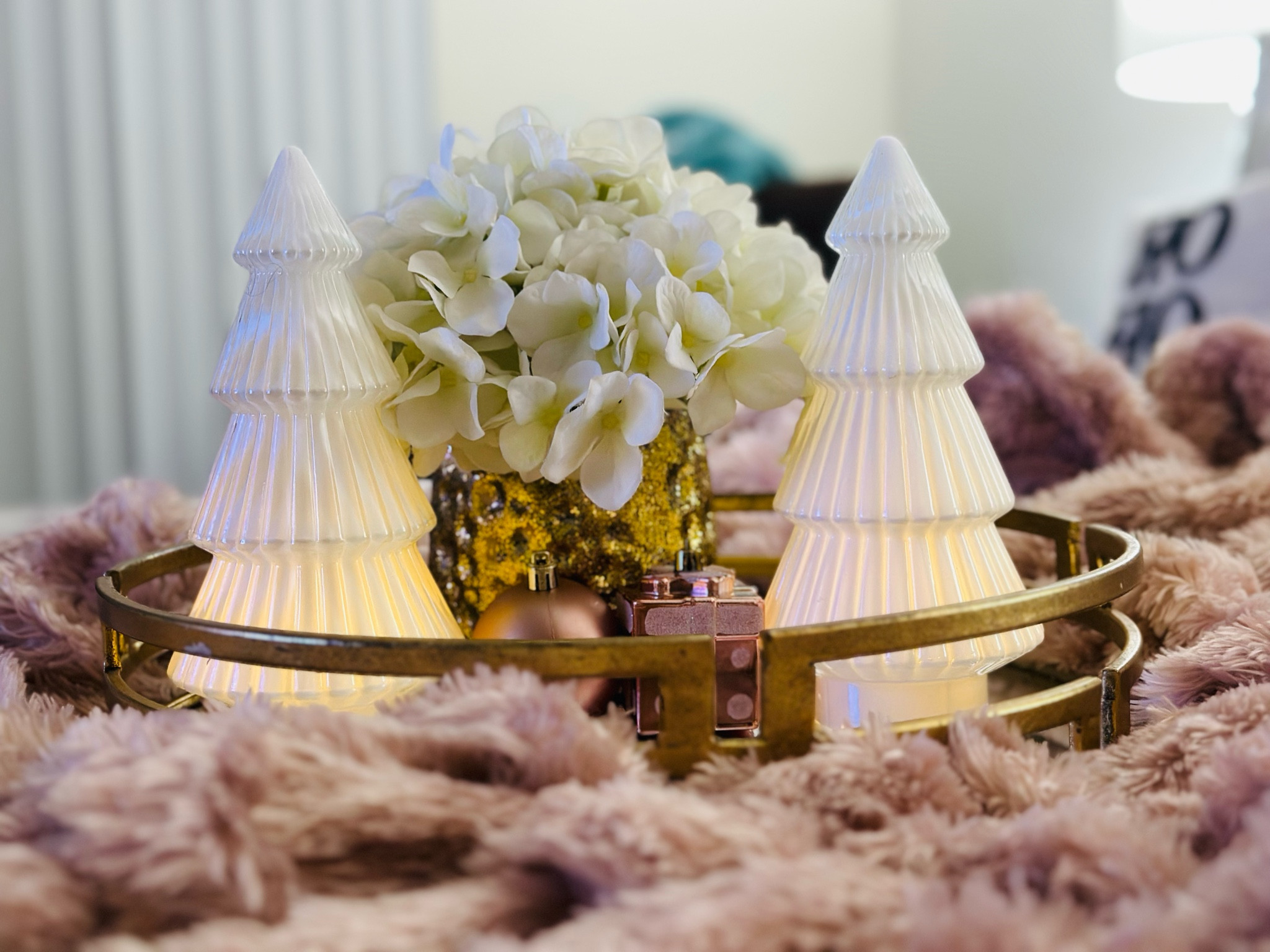  Christmas decor ✨ Click on the “Shop  “Holiday Decor” collage” collections on my LTK to shop.  Have an amazing day. xoxo#LTKChristmas

#LTKhome #LTKSeasonal #LTKHoliday