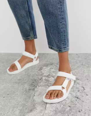 Teva Original Universal sandals in white | ASOS (Global)