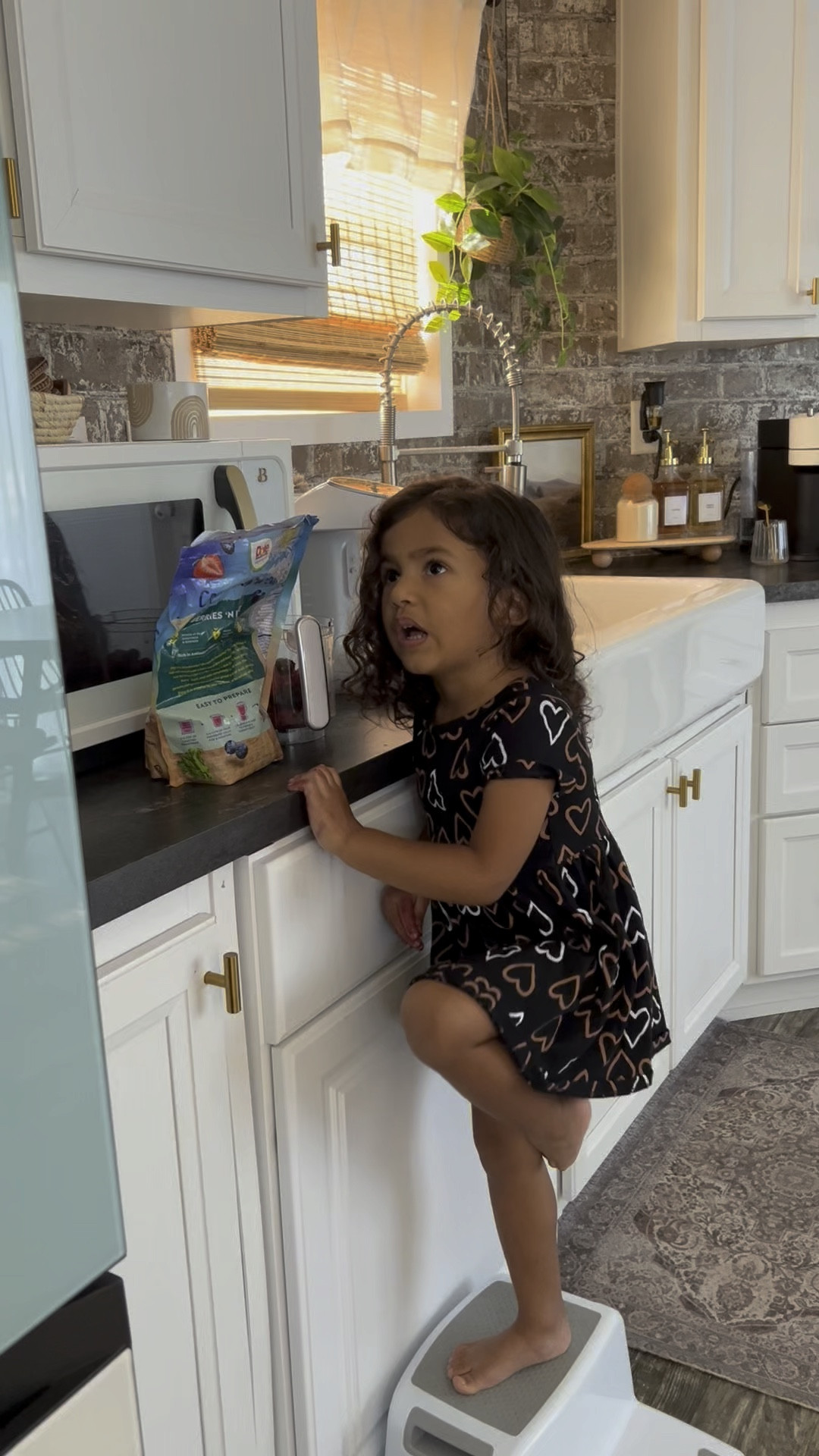 Georgianne ama hacer smoothies 🫐🍓🥤 

#LTKBaby #LTKKids