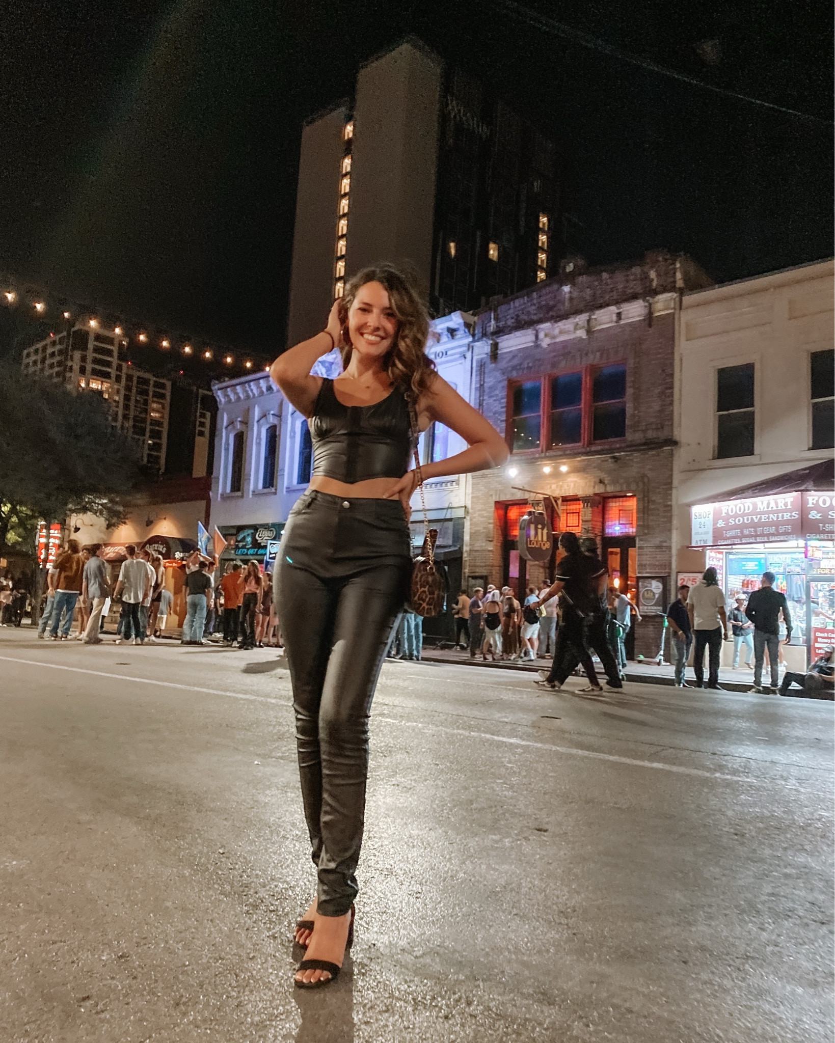 Girls night out 🖤 These leather pants are really comfortable & stretchy 

#LTKParties #LTKStyleTip #LTKSaleAlert