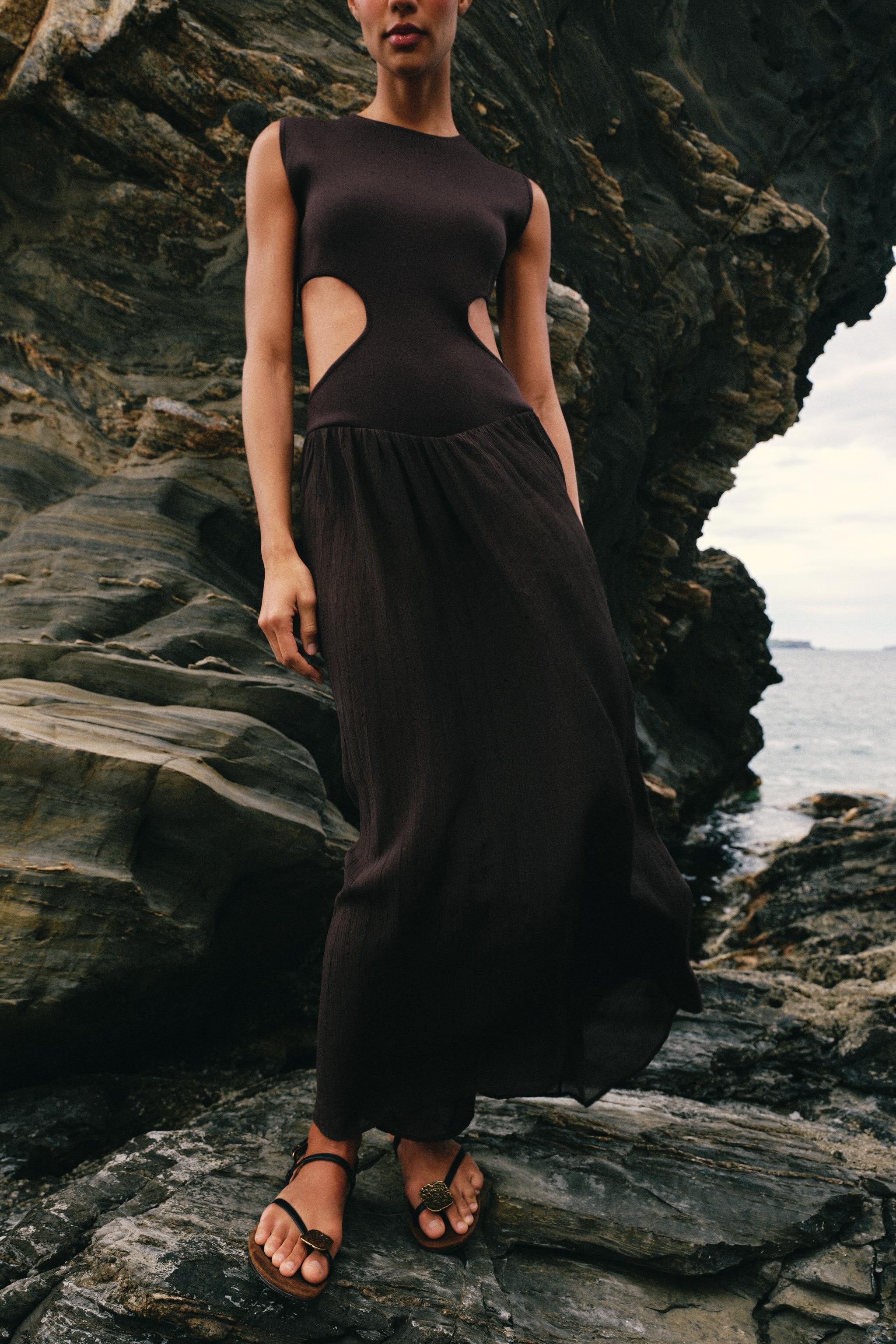 CUT OUT KNIT DRESS | Zara US