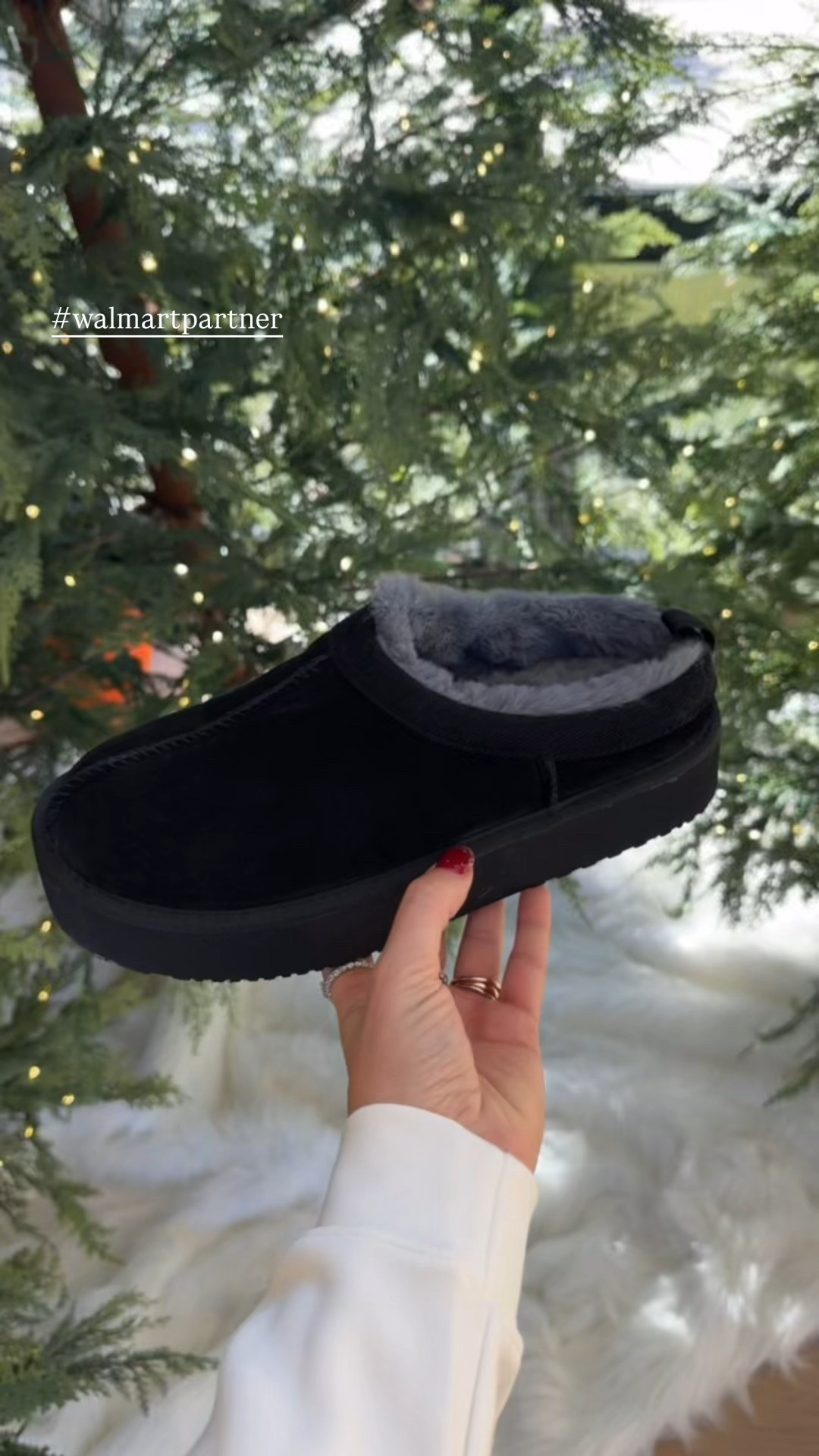 The @Walmart Black Friday Deals are here and now is a great time to grab gifts! #walmartpartner These slippers are so comfortable and cute!! They’re on amazing deal right now! Deals end Dec. 1! #walmart


#LTKCyberWeek #LTKHoliday #LTKGiftGuide