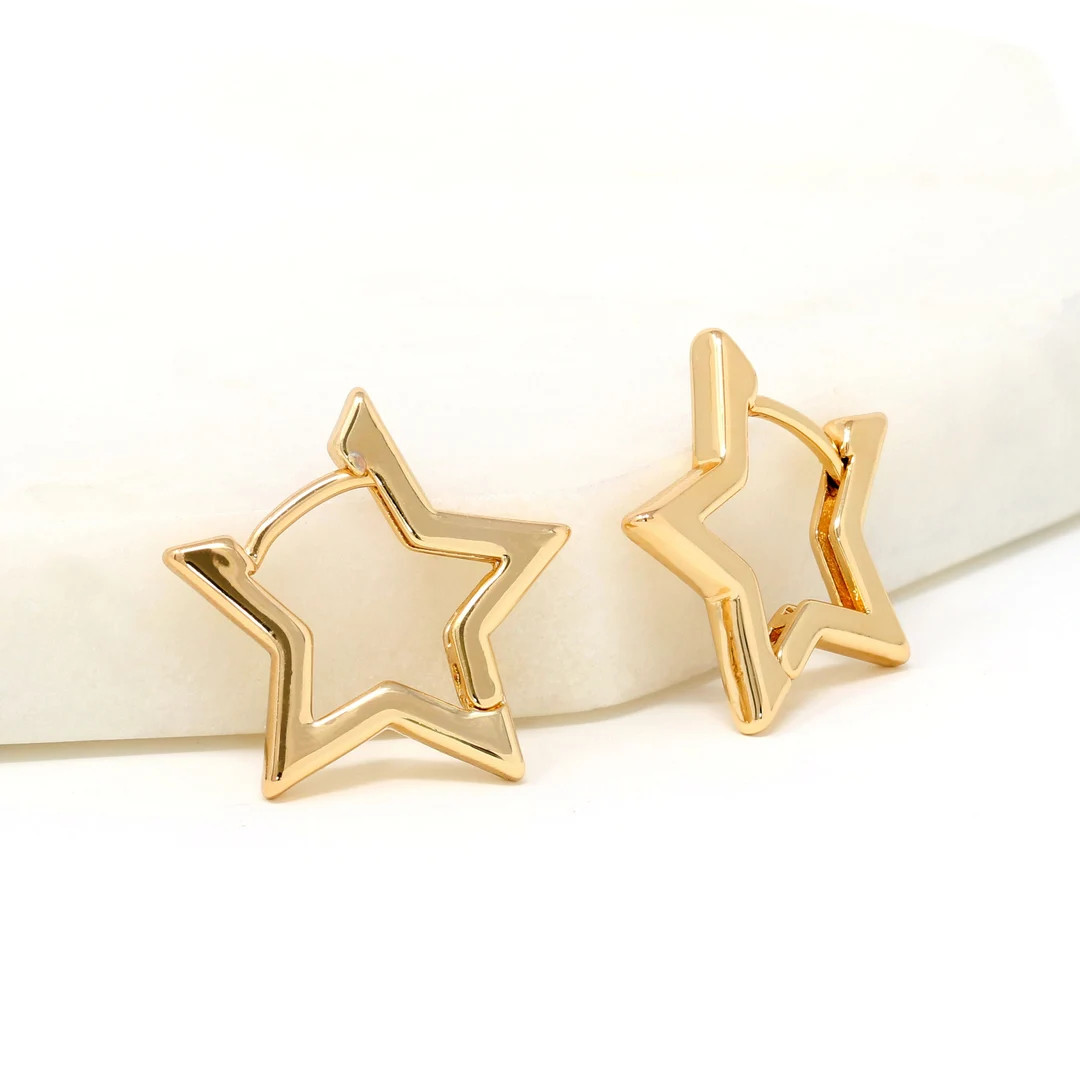 Modern Star Huggie Earring, Stacking Huggie Earring, Star Hoop Earring, Minimalist Earring, Light... | Etsy ROW