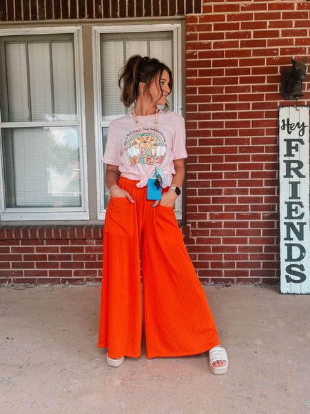 Obsessed with the bright colors of this teaching ootd 🩷🧡💚

#LTKBacktoSchool #LTKFind #LTKstyletip