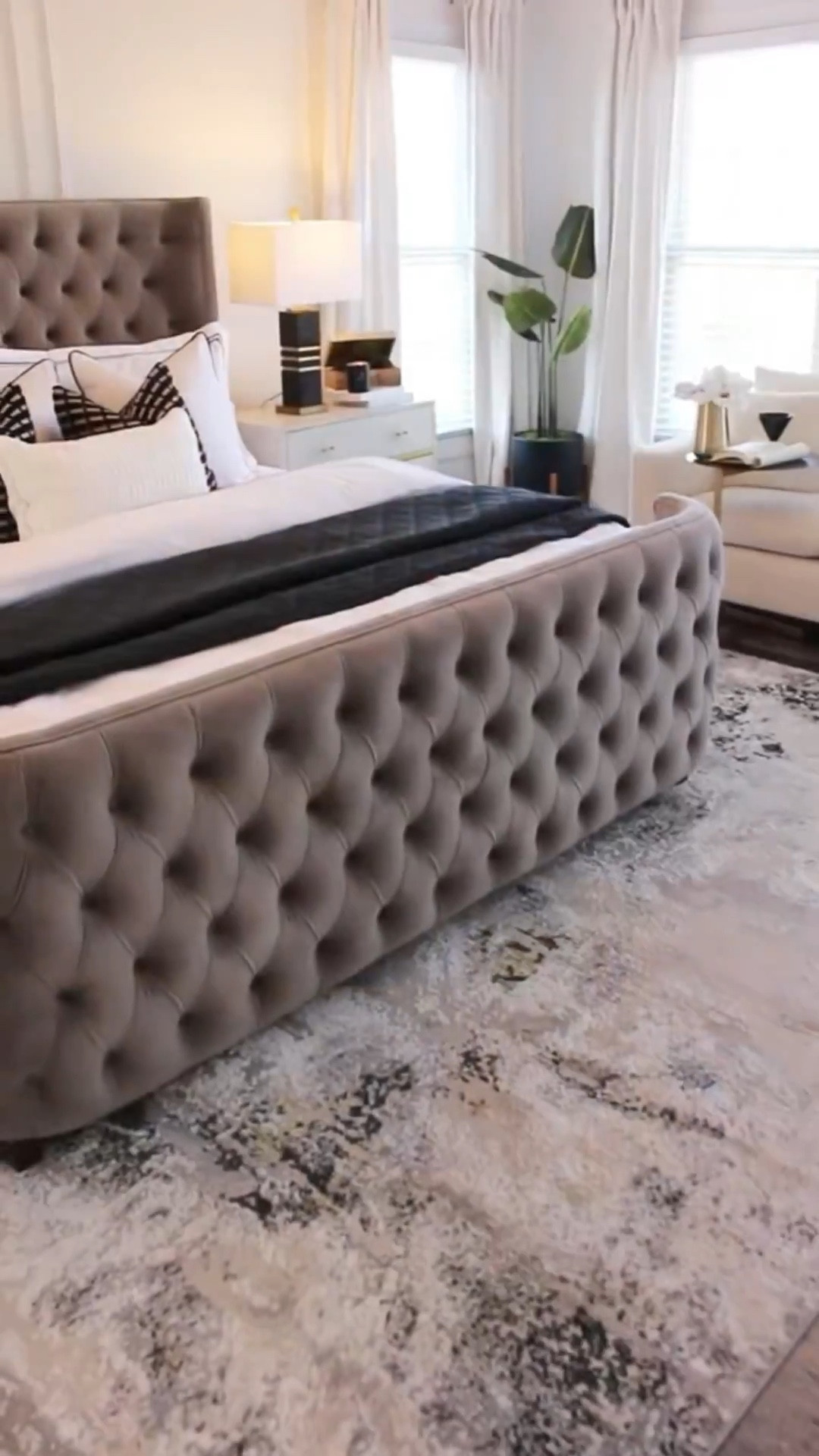 The right area rug really brings the room together 👌🏾This one is on major sale now!

#LTKSaleAlert #LTKHome