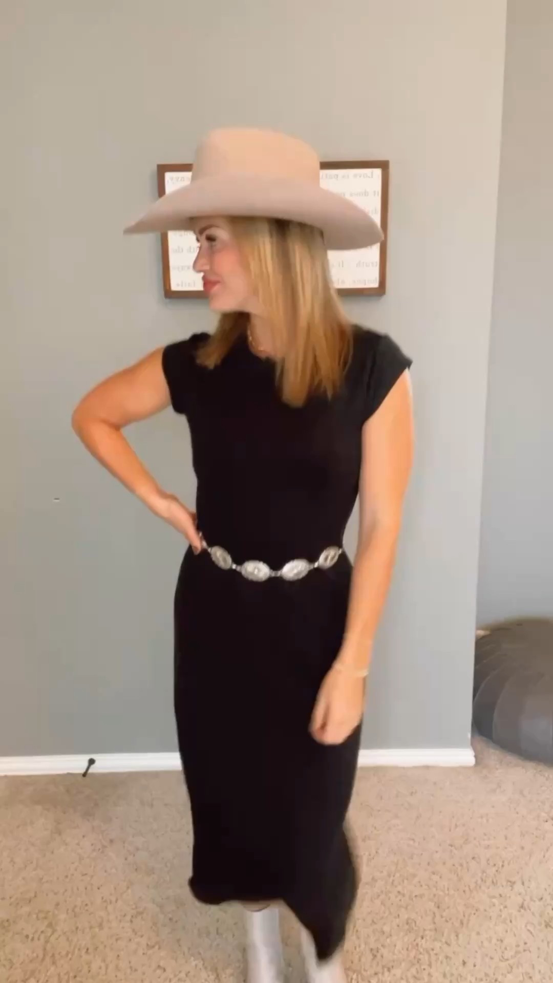 Ruthie Grace fall fashion 

#LTKSeasonal #LTKStyleTip #LTKFallSale