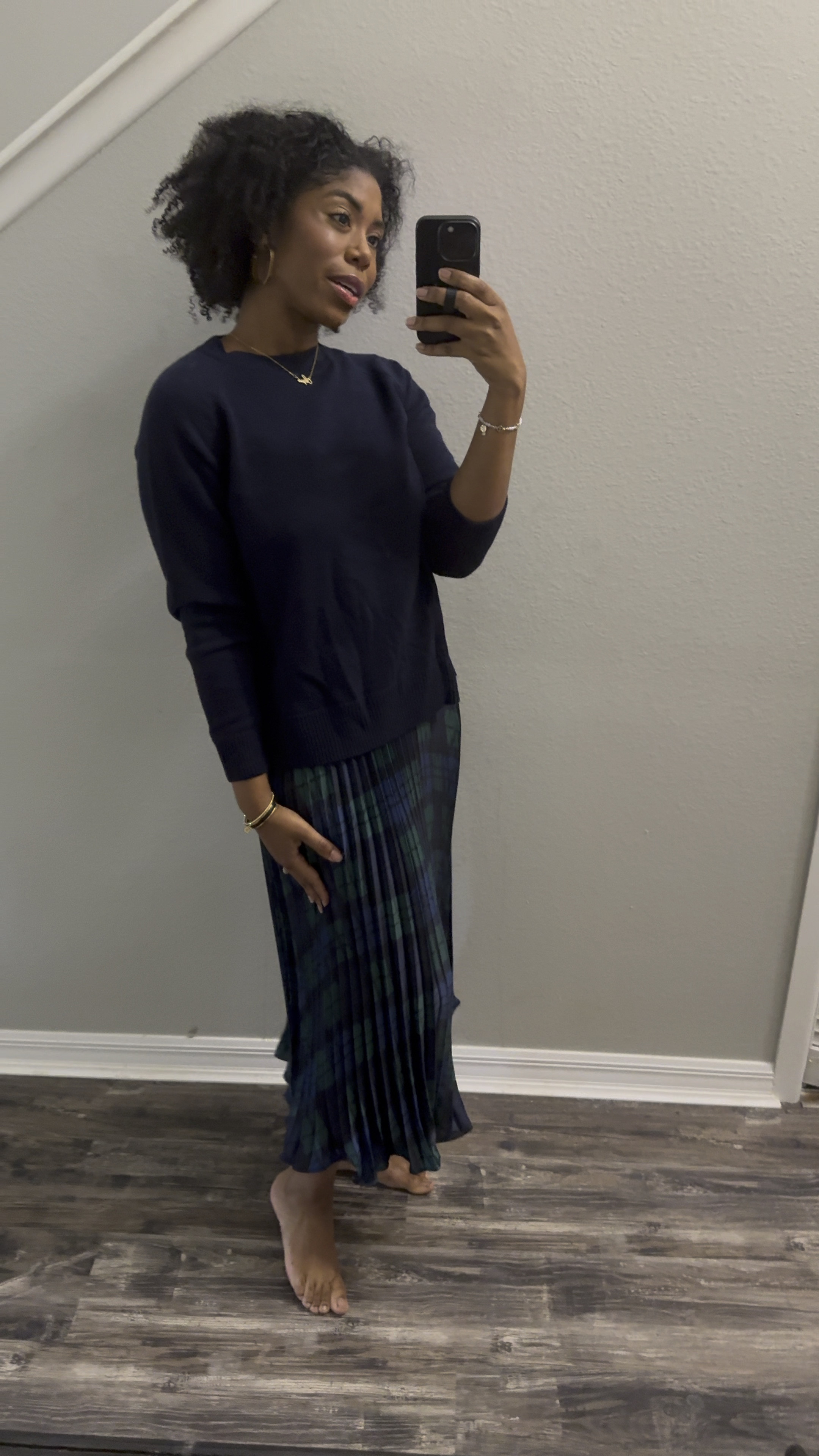 Holiday style!! Love this new launch from sail to sable and Jenn lake! 

#LTKStyleTip #LTKVideo #LTKHoliday