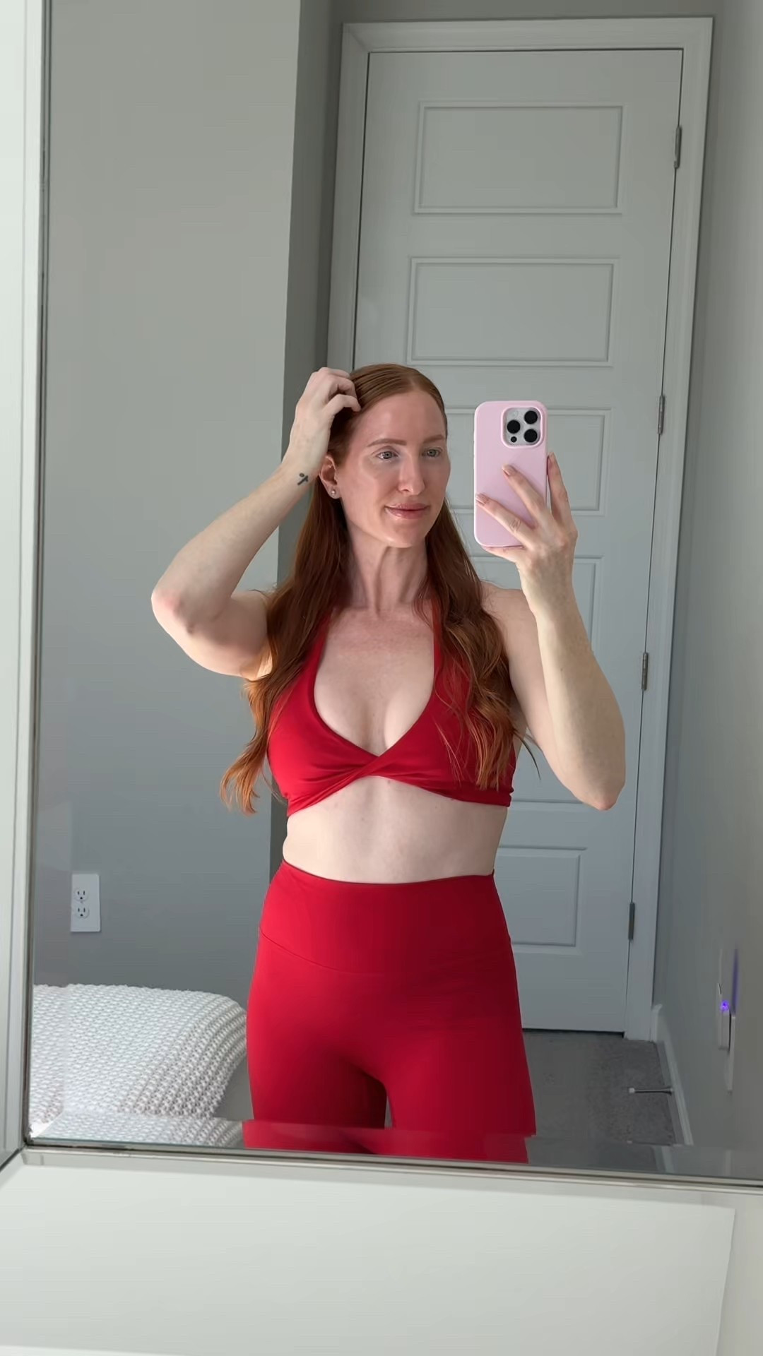 Day 11: Heartbreaker 💔
14 days of CSB Valentine’s Edition 💘

Serenity Sierra Crop & Leggings 
 
#csb #redgymfit #gymfit #workout #pilates #yoga 

#LTKfitnessgoals #LTKootd #LTKValentine