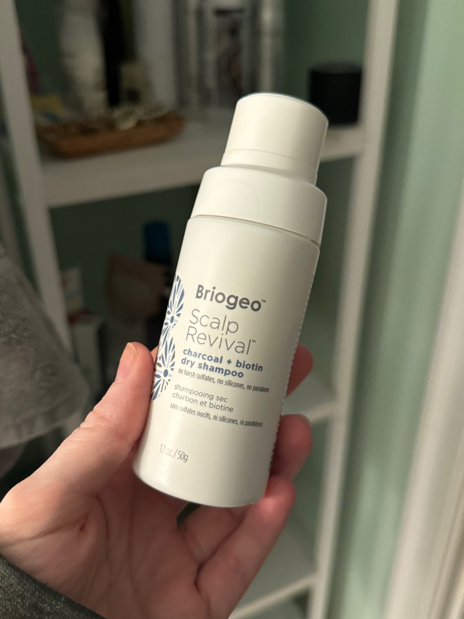 The only dry shampoo you’ll see me ever use 

#LTKstyletip #LTKbeauty