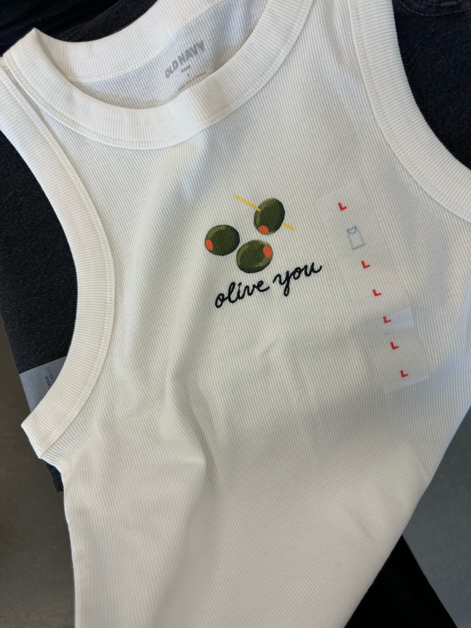 Old Navy Tanks - on sale for $5! 
.
.

#LTKSaleAlert