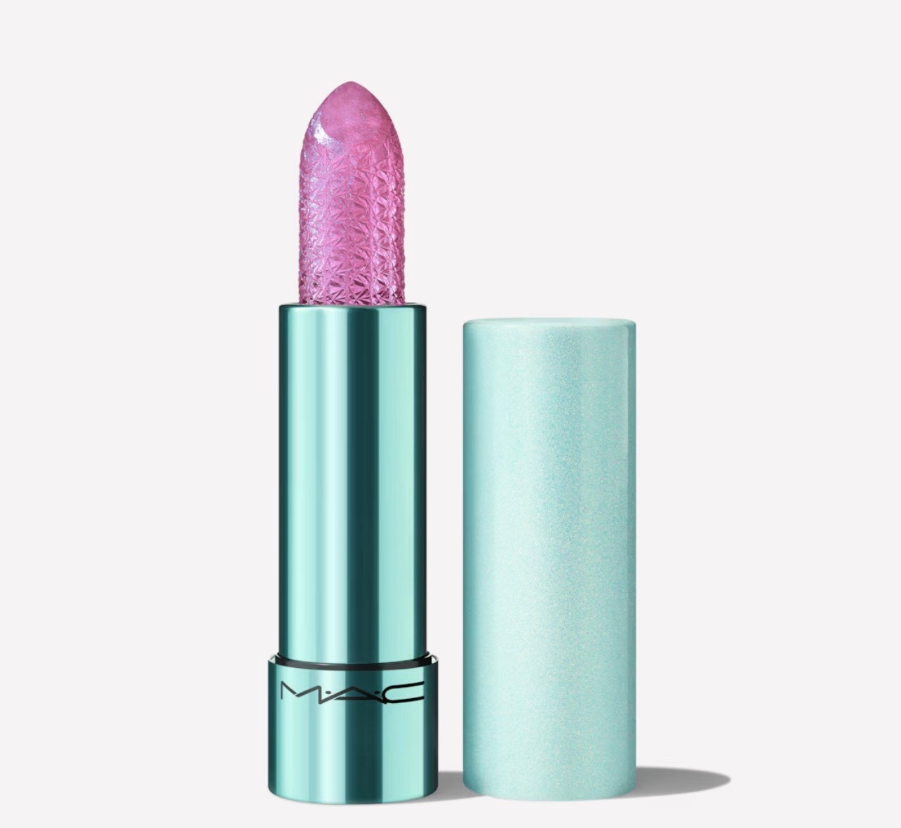 Here’s another great holiday beauty find x M A C

#LTKHoliday #LTKGiftGuide #LTKBeauty