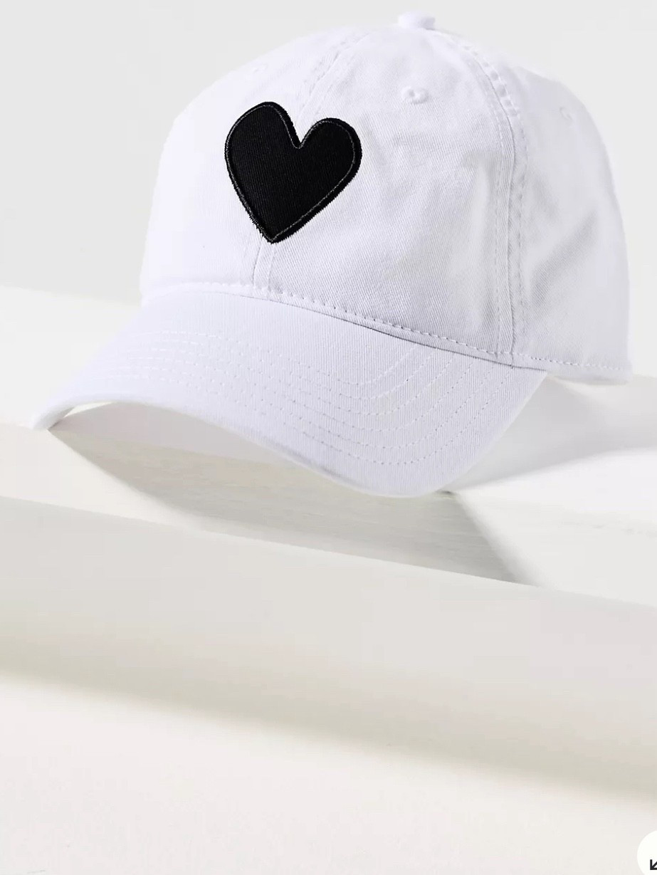 Have a HEART!
XOXO POSHTEACHER💛

#LTKTravel #LTKSeasonal #LTKActive