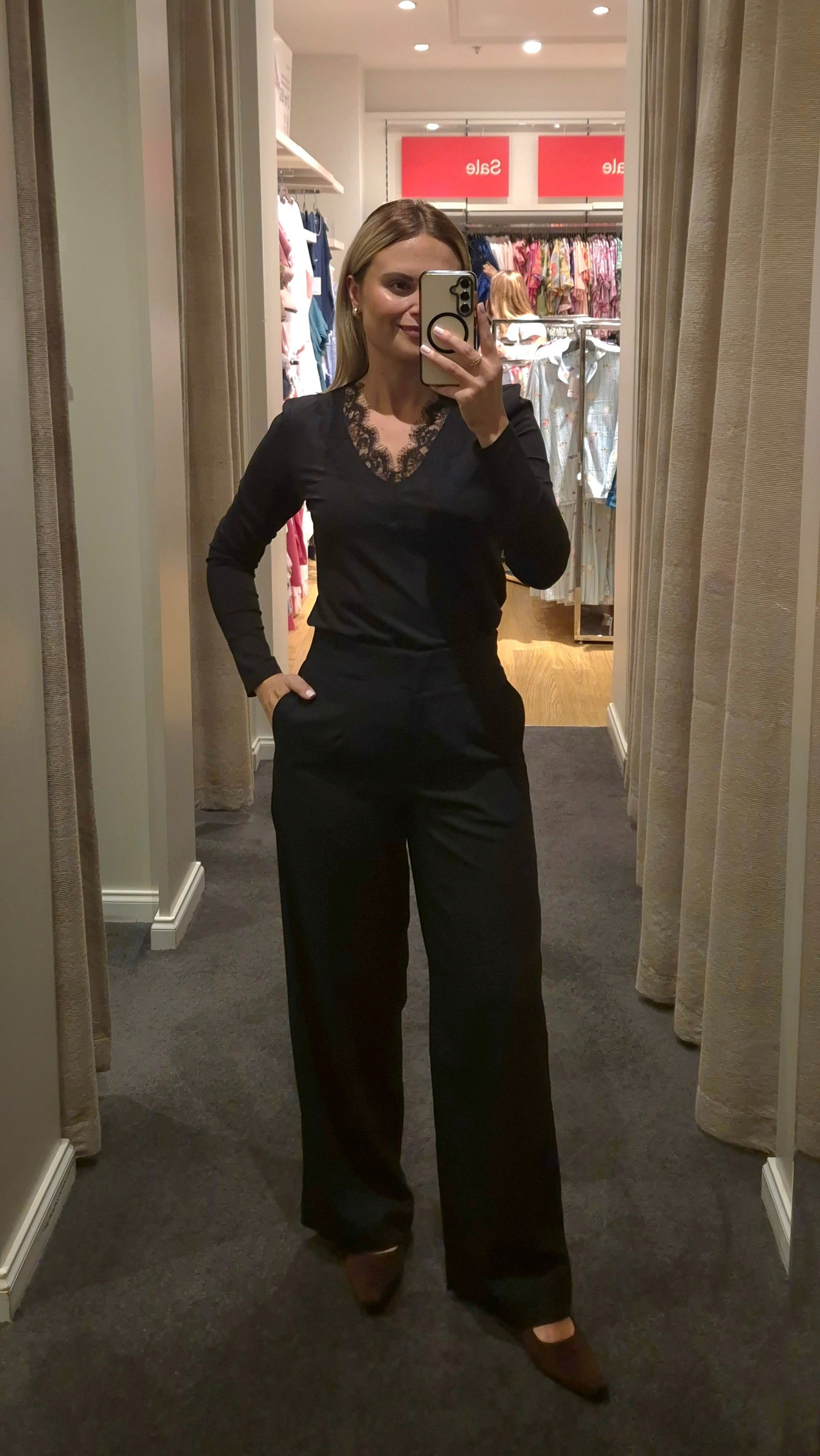 Loving the lace detail

#LTKaustralia #LTKworkwear #LTKstyletip