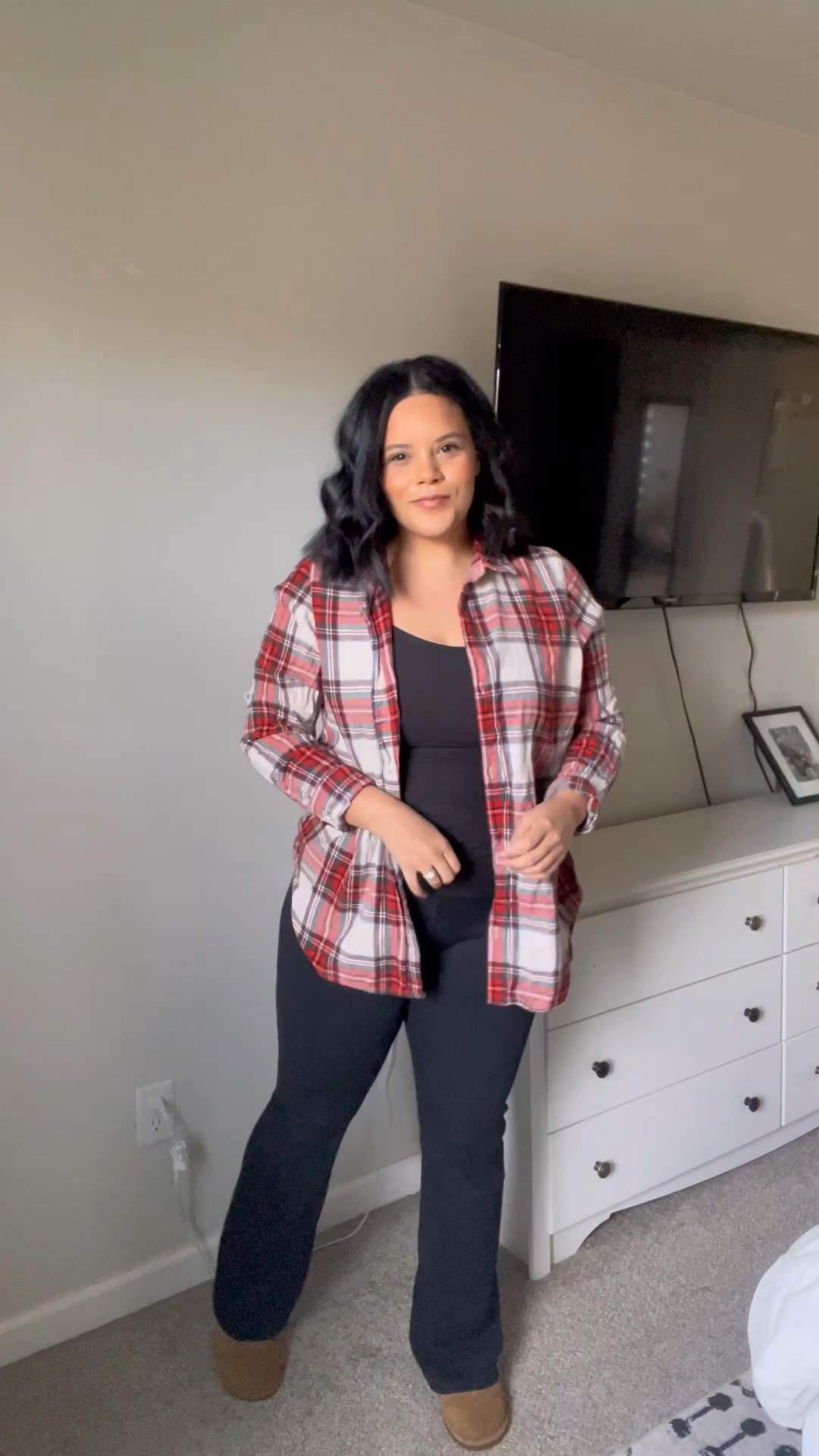 Mid sized outfits. Flared leggings. Flared leggings outfit. Winter outfit. Uggs. Ultra mini uggs. Casual outfits. Flannel. Old navy. Amazon. Amazon fashion. 

#LTKfit #LTKSeasonal #LTKstyletip