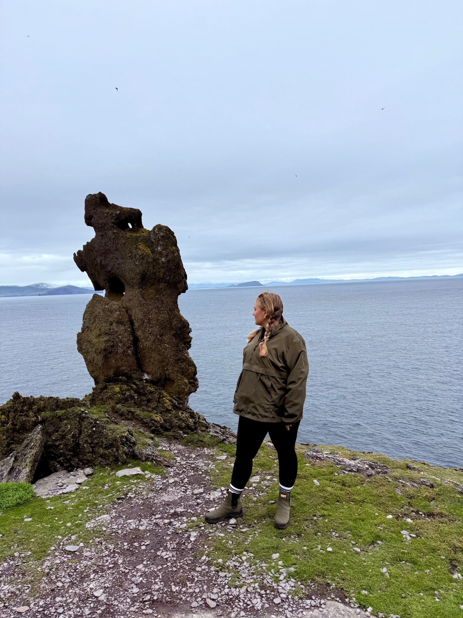 🇮🇪Everything I wore in Ireland🍀
📍Hiking to the ancient monastery atop Skellig Michael Island 

#LTKTravel #LTKFindsUnder100 #LTKMidsize