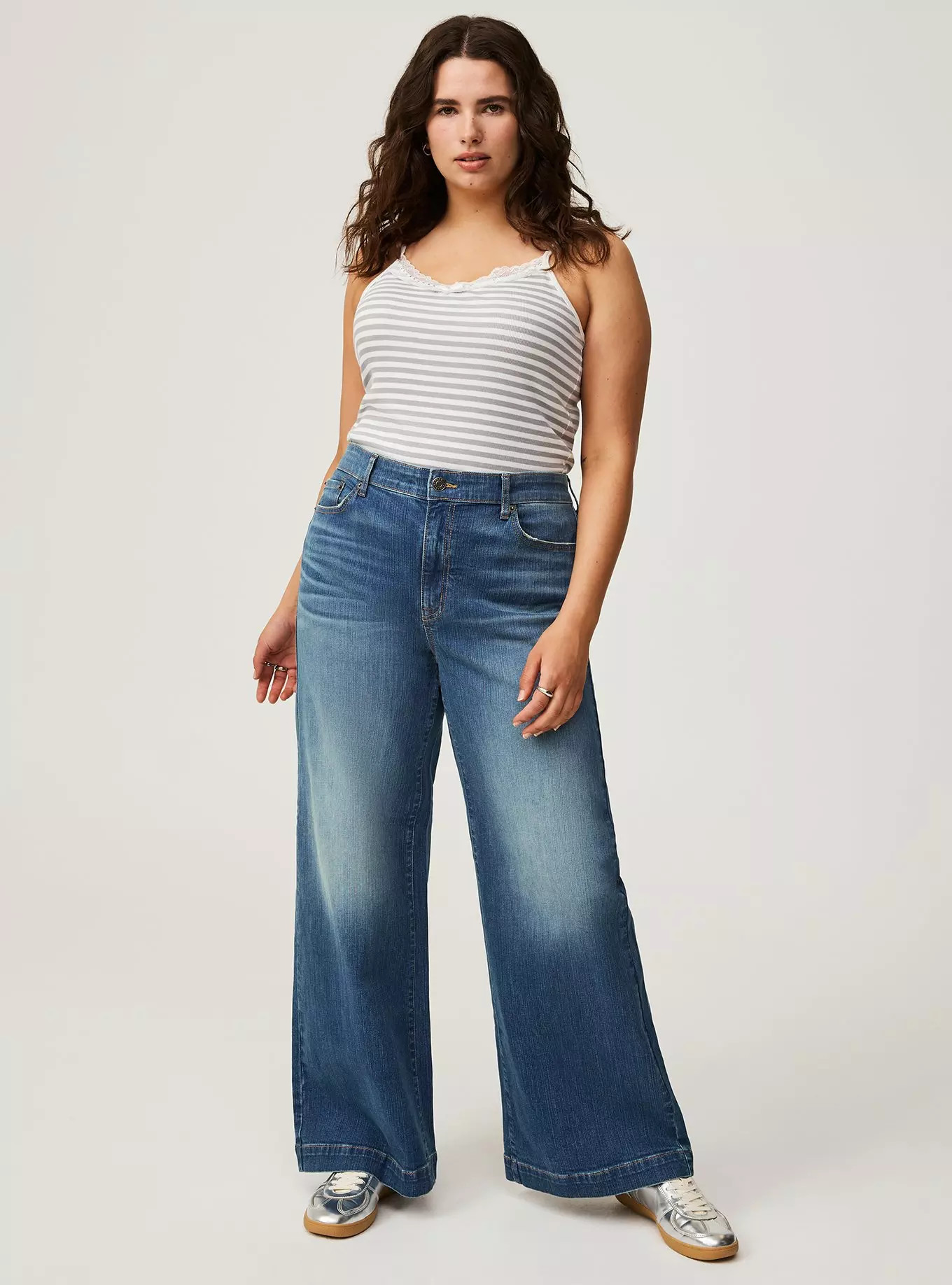 High-Rise Wide Leg Jean | Torrid (US & Canada)