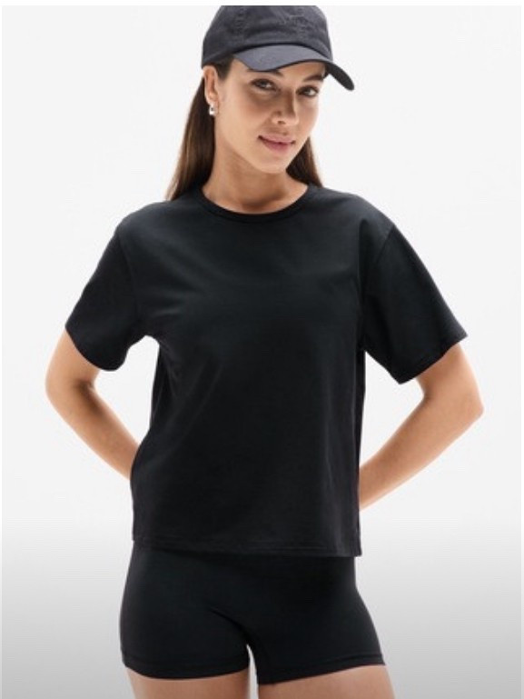 Short sleeved version of the essential
Top I have - also on sale!  I love the long sleeved version and will be grabbing this one, too! 


#athleta #athletasale #designerdupe #sandals #salefinds #momoutfit #LTKActive #LTKGiftGuide #LTKU #LTKOver40 #giftforher#athleisure #under25 #budgetfriendly 

#LTKStyleTip #LTKFindsUnder50 #LTKSaleAlert