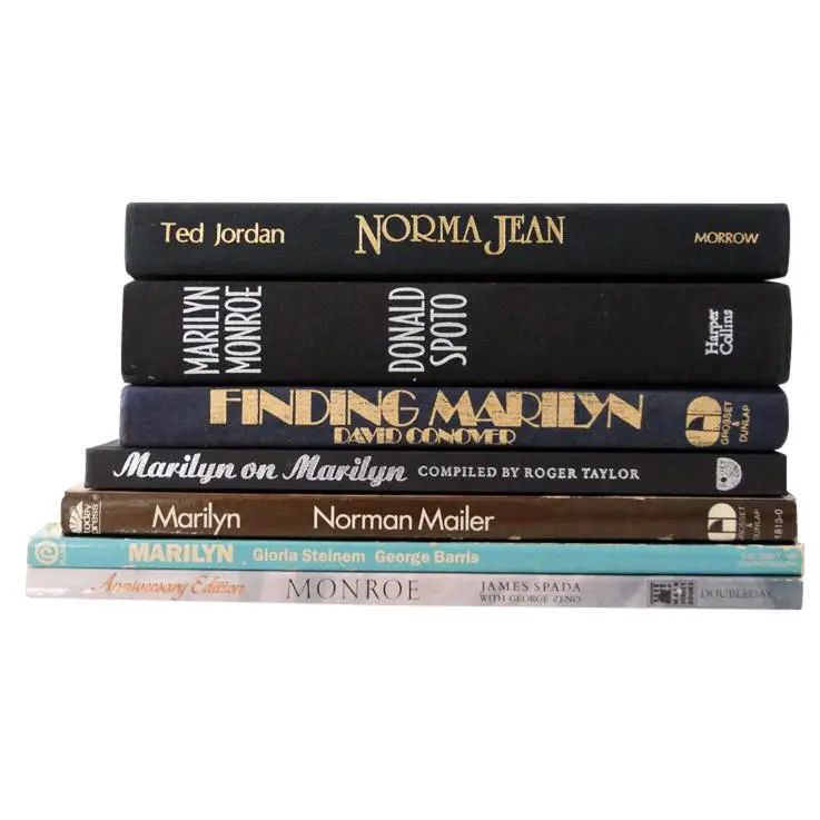Marilyn Monroe Book Collection | Chairish