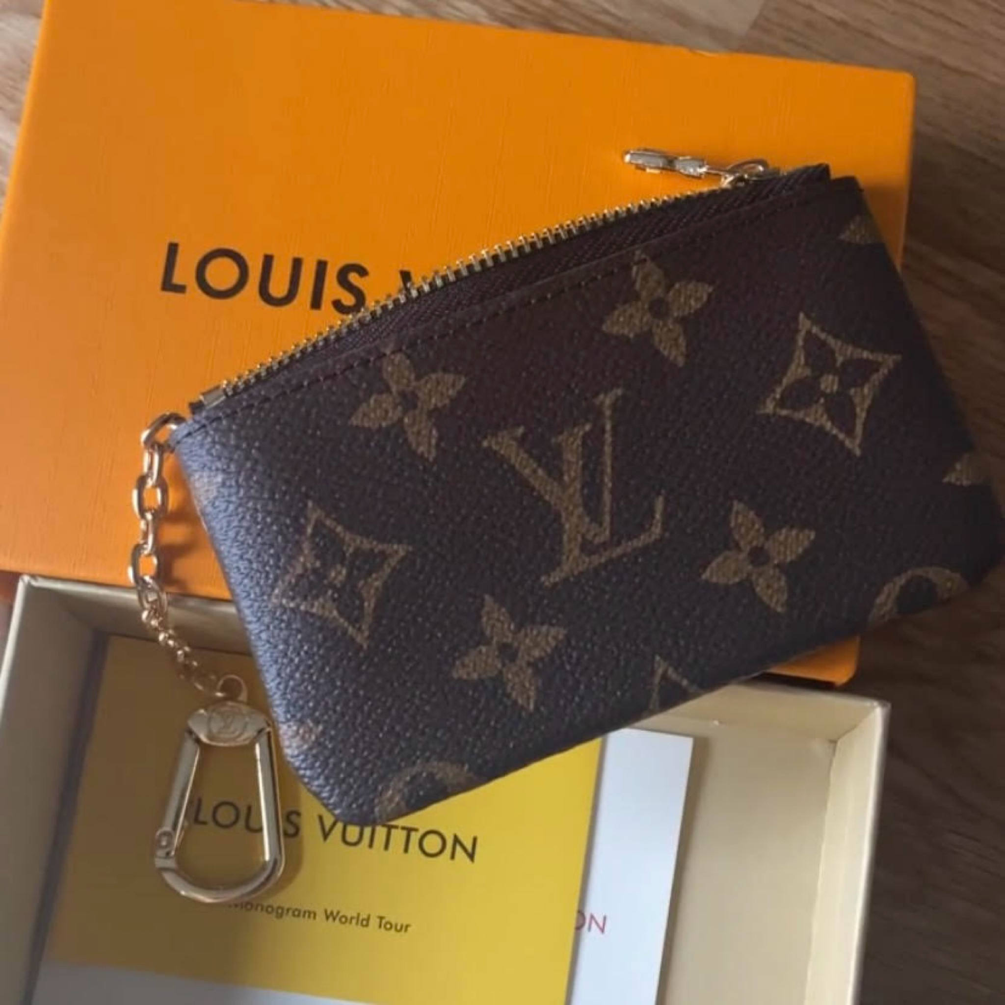 LV coin purse #dhgate

#LTKFindsUnder50