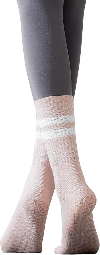 Womens Pilates Grip Socks Non Slip Yoga Socks with Grips Barre Hospital Athletic Socks for Women | Amazon (US)