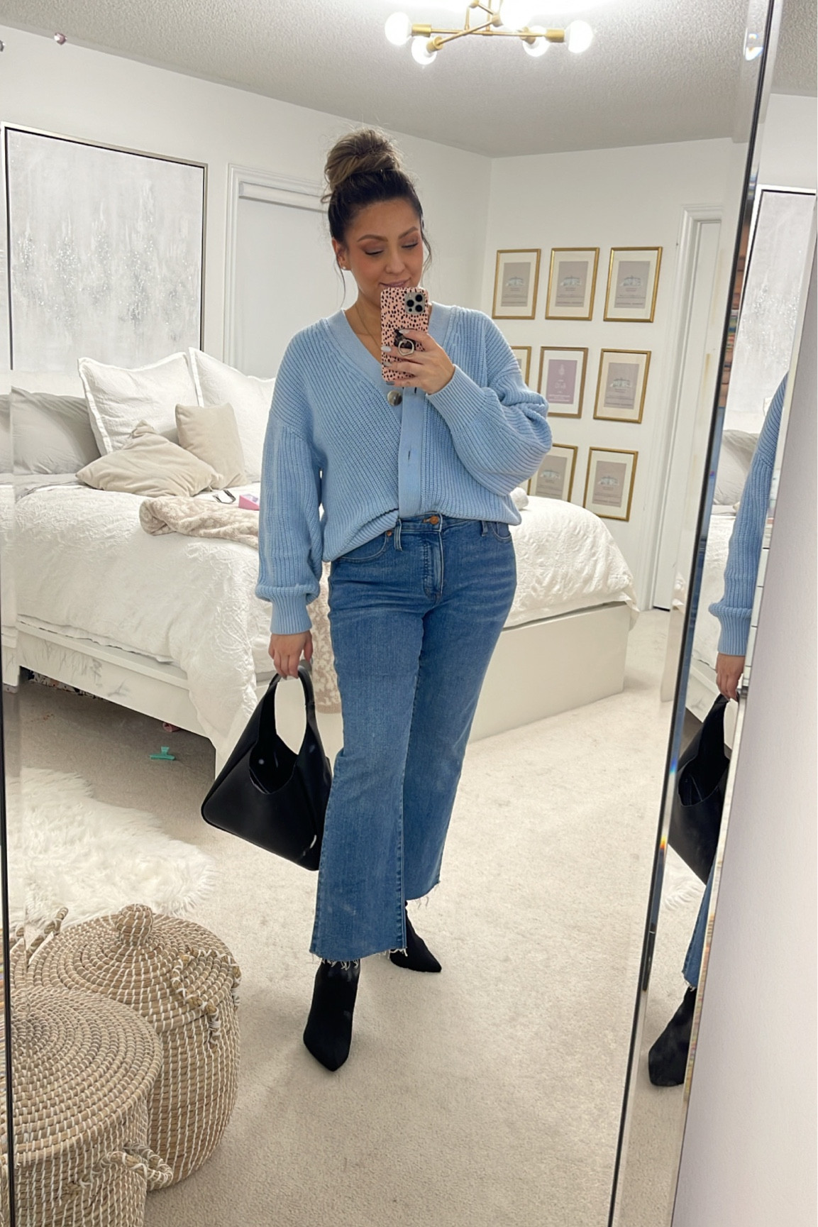 Date night outfit inspo🫶🏼 Love love love all these pieces, perfect for transitioning to spring💕

#datenight #springstaples #midsize

#LTKshoecrush #LTKunder50 #LTKstyletip