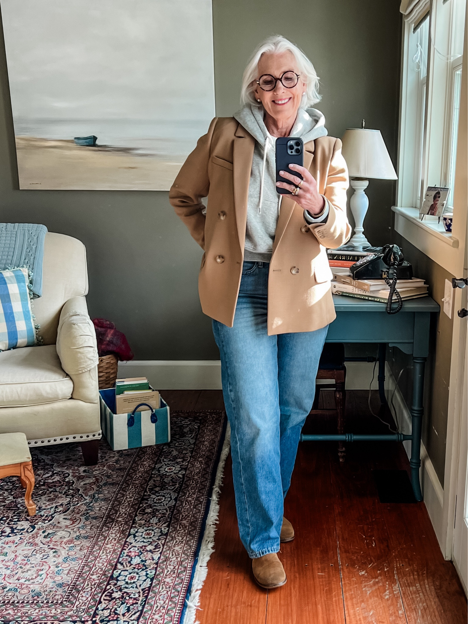 If it’s Tuesday this must be cozy layers on a snowy day. ❄️


#LTKSeasonal #LTKsalealert #LTKstyletip