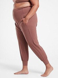 Salutation Jogger | Athleta