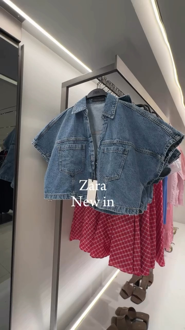 Zara new in😍 Comment SHOP for links.
In love with Zara new collection, the pieces are stunning !

#zaranewin #zarahaul #zarafashion