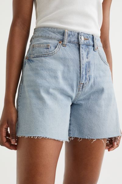 Conscious choice  5-pocket shorts in washed denim. High waist, zip fly with button, and raw-edge ... | H&M (US + CA)