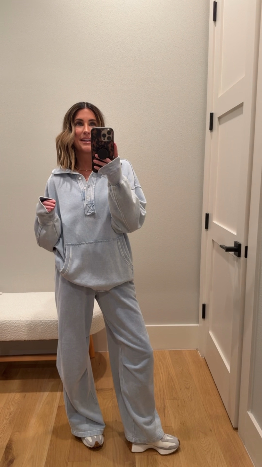 The softest set!! This sweatshirt is so cozy and perfect for leggings too. If in between sizes, I would size down!! Use code: JEN20 for 20% off 🙌🏼

#LTKActive #LTKgrwm #LTKSaleAlert