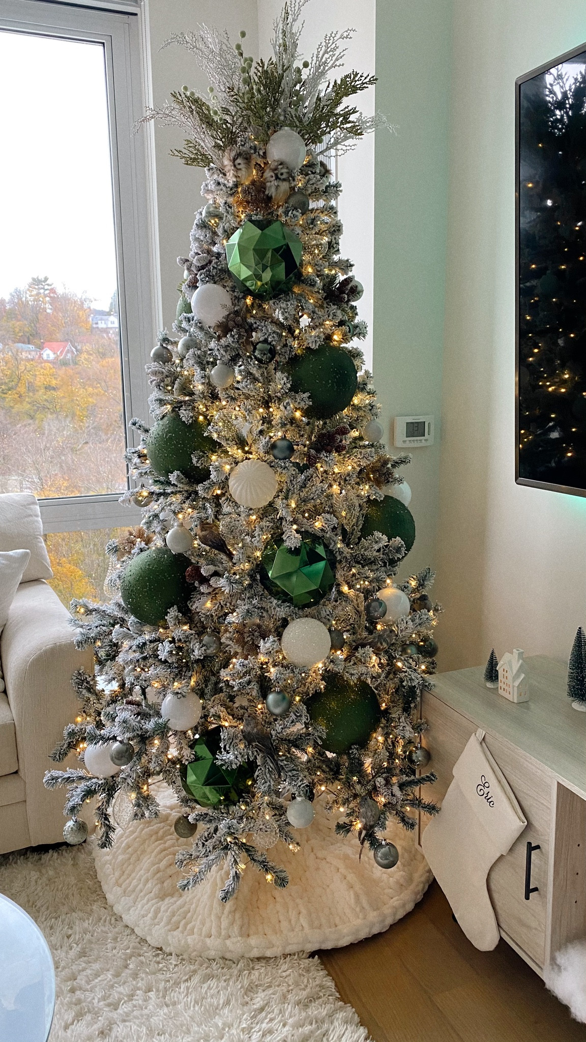Green Christmas Decor🎄

#LTKHoliday #LTKHome