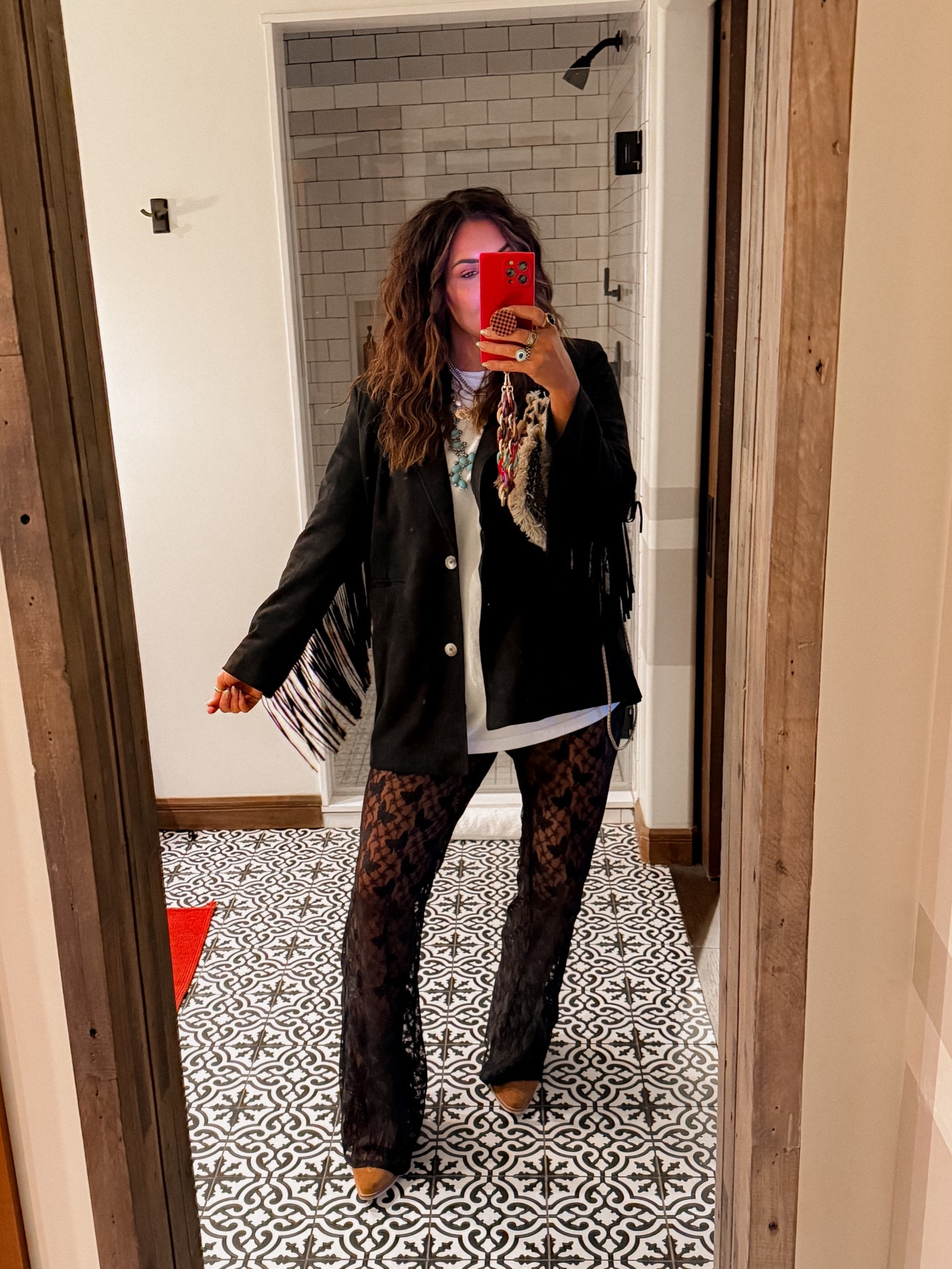 Cocktail western night 
Blazer: XL
TEE: XXL
Pants: mine are old but I linked up tons
Boots are old but I found some cuties. 


#LTKMidsize #LTKFindsUnder50 #LTKStyleTip