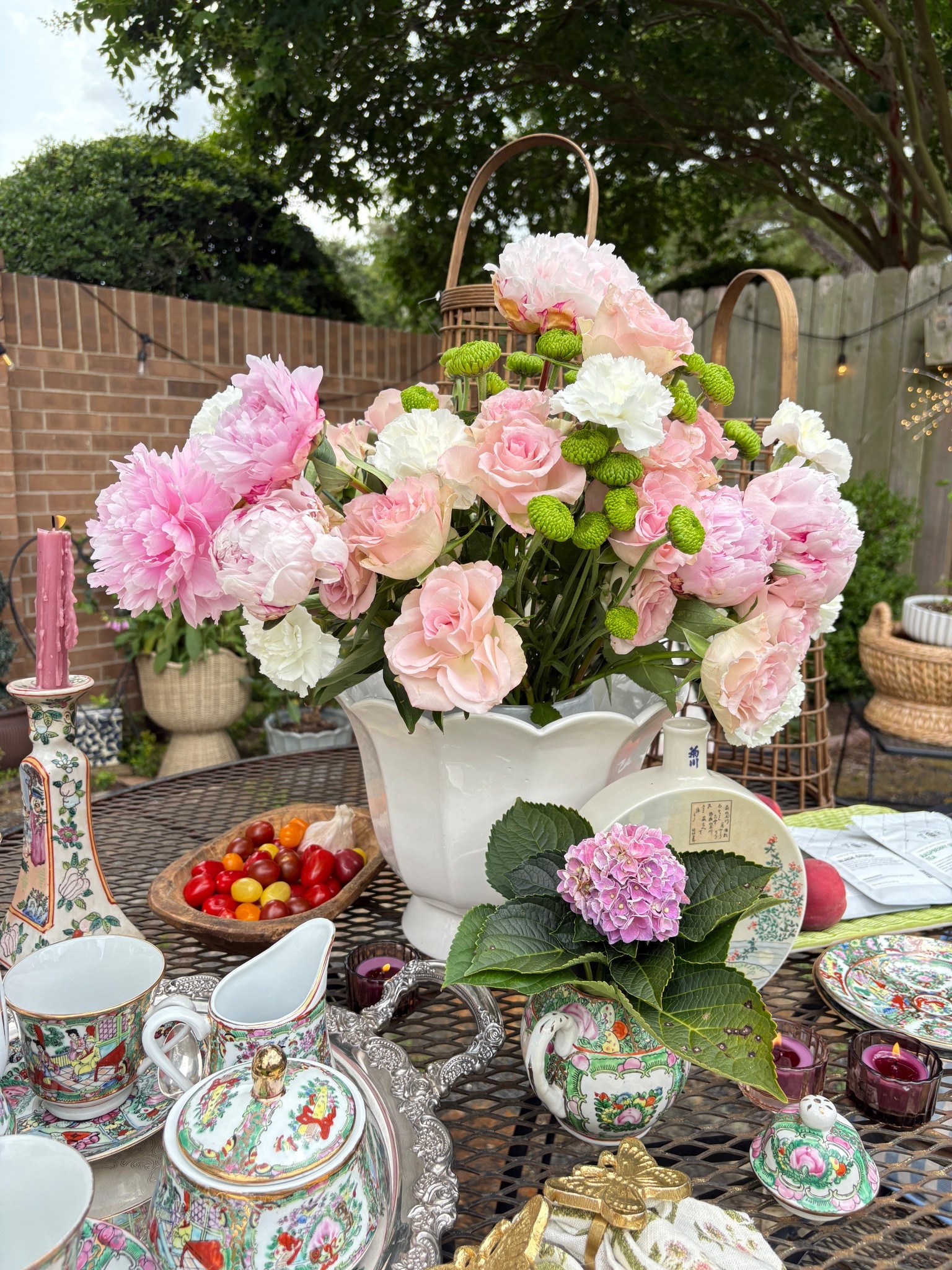 Florals galore and tea 🫖 time 

#LTKHome #LTKFindsUnder50 #LTKFindsUnder100