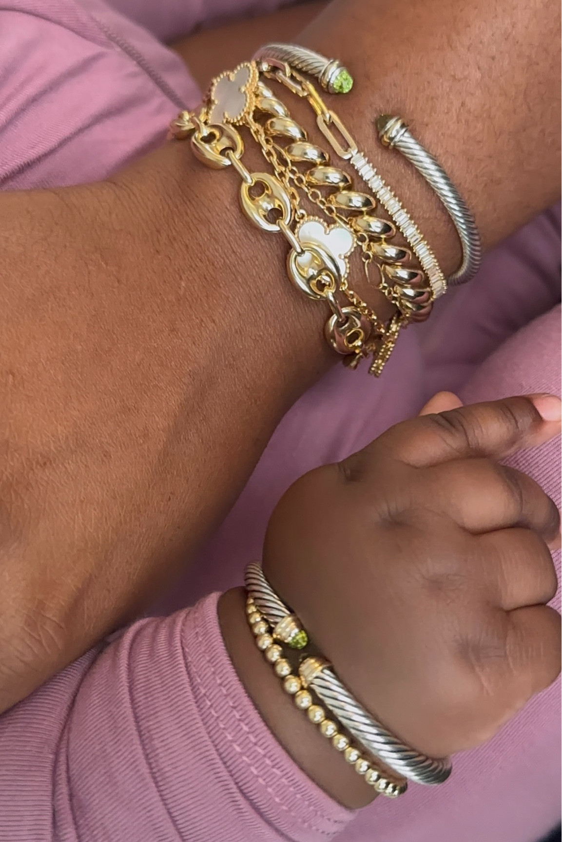 mommy and me bracelets
the yurman is baby’s birthstone color:peridot size: small