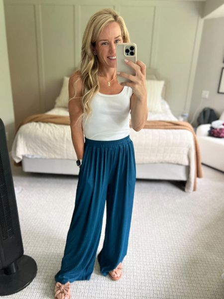 Wide leg pants

TTS

spring fashion  spring outfit  casual outfit  everyday outfit  Amazon finds  heels  summer outfit 

#LTKSeasonal #LTKFindsUnder50 #LTKStyleTip