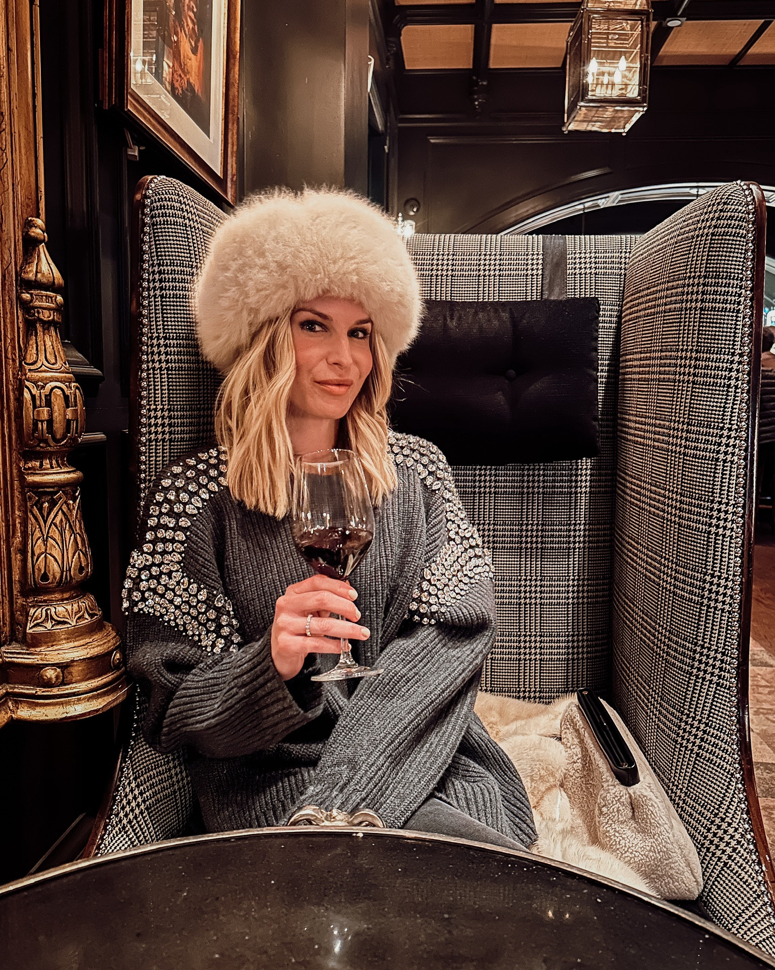  
Winter ski outfits ❄️ fur coats, moon boots, fur hats, apres ski
 

#LTKTravel #LTKSeasonal