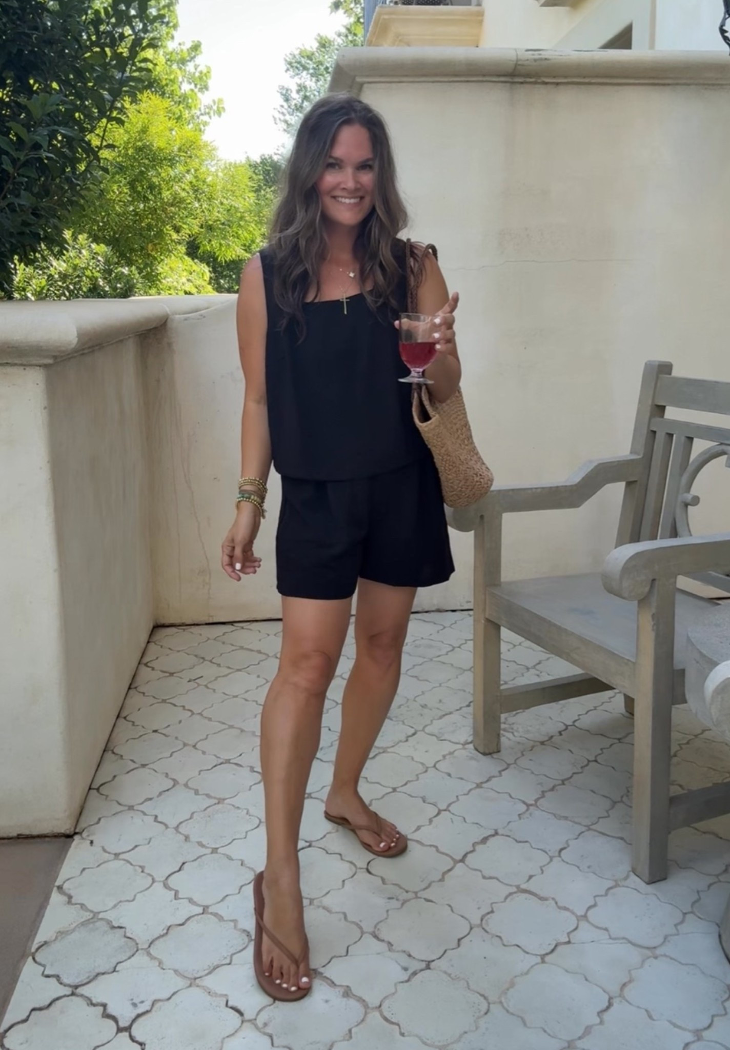 A good black set never lets you down 🙌 Comfortable enough for errands and cute enough to wear to dinner

#LTKootd #LTKmomlife #LTKdayinmylife