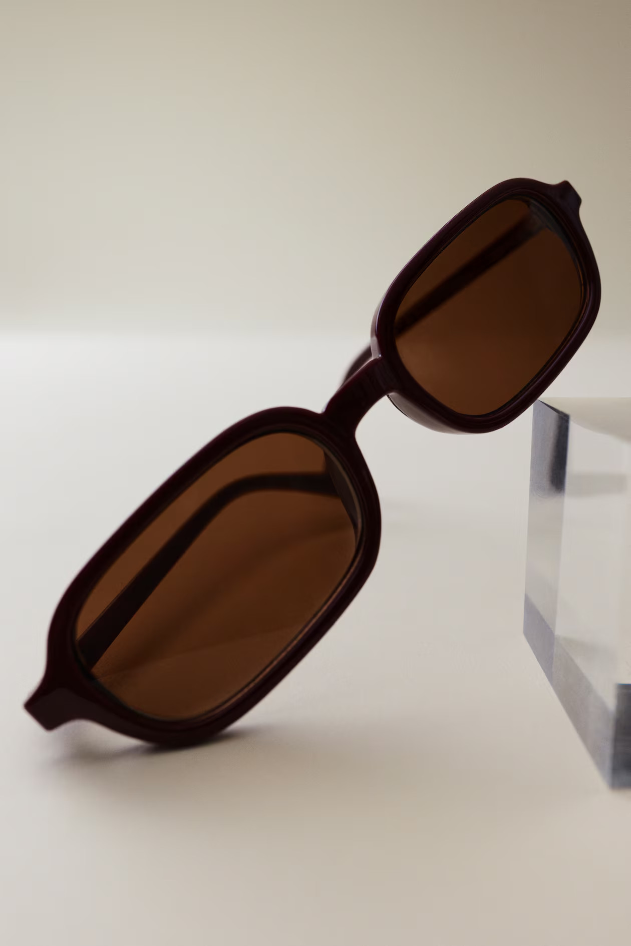 Rectangular sunglasses | H&M (UK, MY, IN, SG, PH, TW, HK)