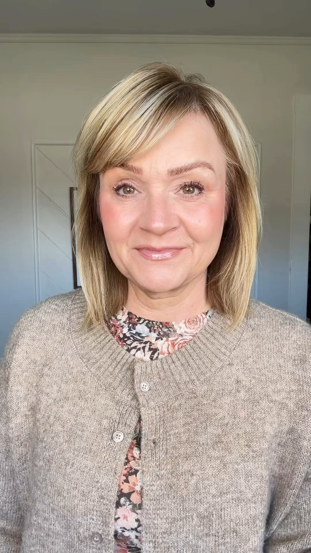 Day 5 Holiday Makeup Tips

#LTKOver40 #LTKHoliday #LTKBeauty