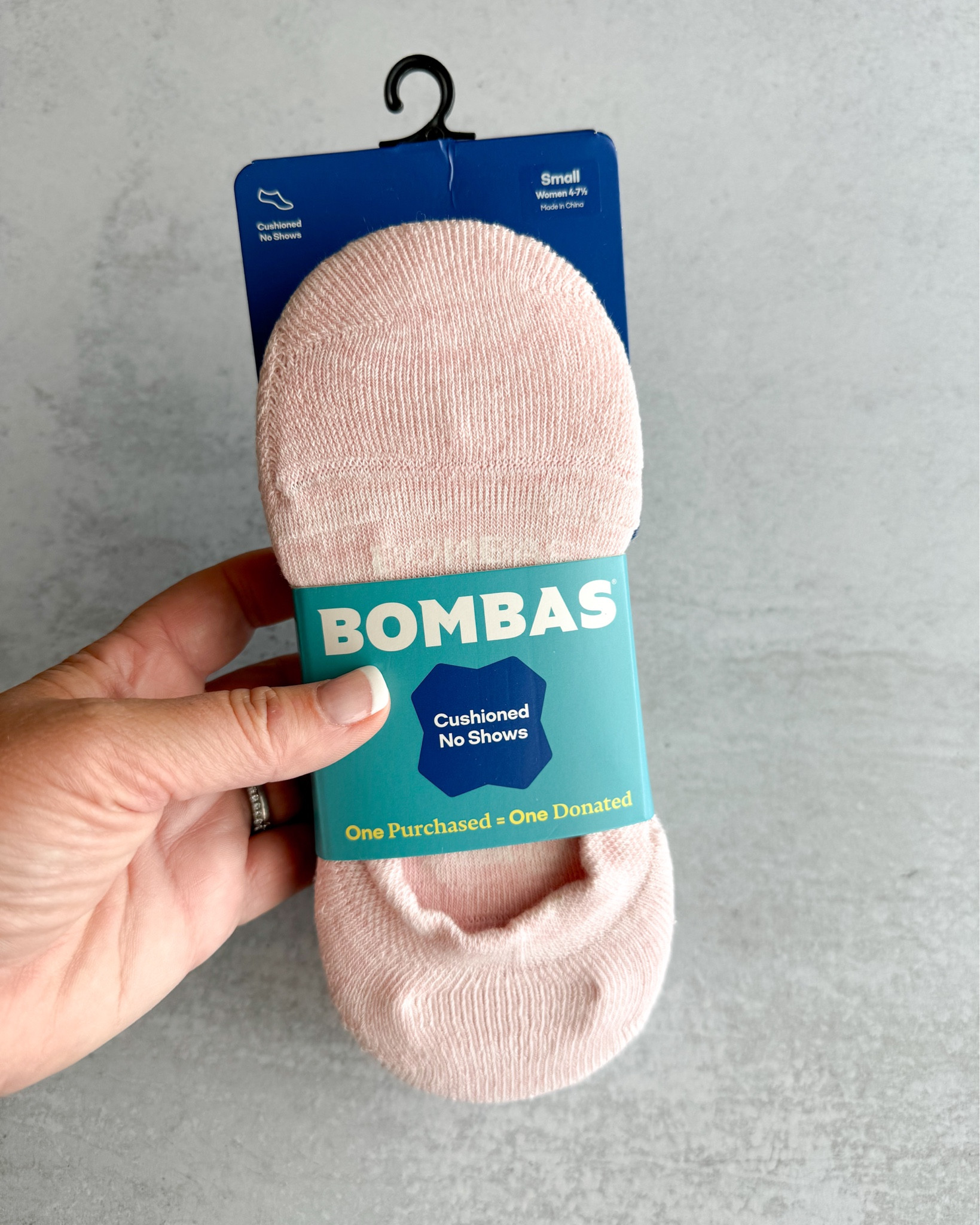 NSALE | Bombas No Show Socks


Nordstrom sale  Nordstrom anniversary sale  anniversary sale  biggest sale of the year  no show socks  closet basics  wardrobe basics  TheRecruiterMom  

#LTKxNSale #LTKSaleAlert #LTKSummerSales