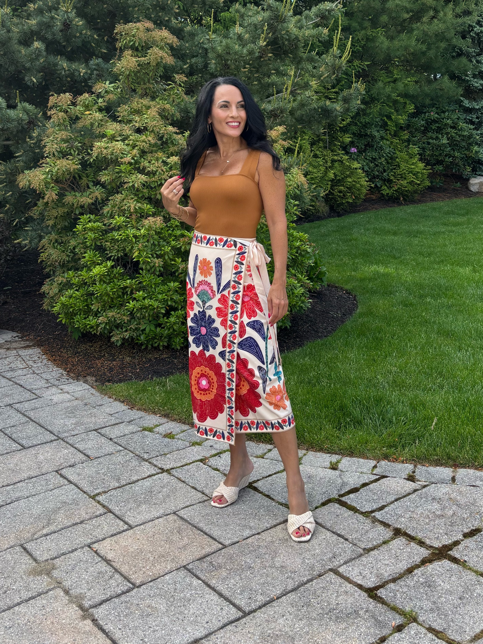 Amazon wrap skirt with a tank top and Amazon wedge sandals


#LTKWorkwear #LTKootd #LTKOver40