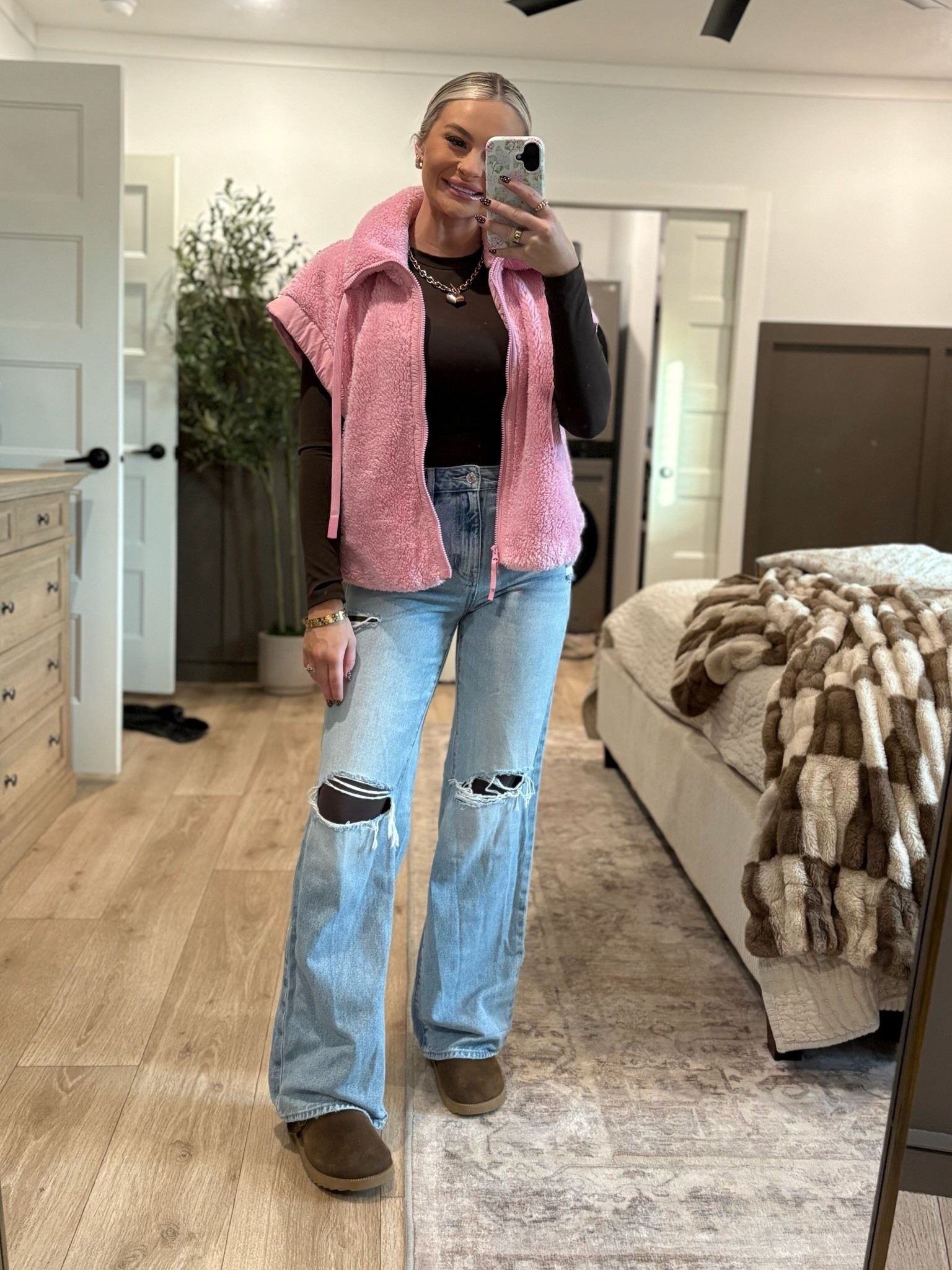 OOTD! 🤎 vest is sold out at Target, but added some similar ones!

#LTKdayinmylife #LTKootd