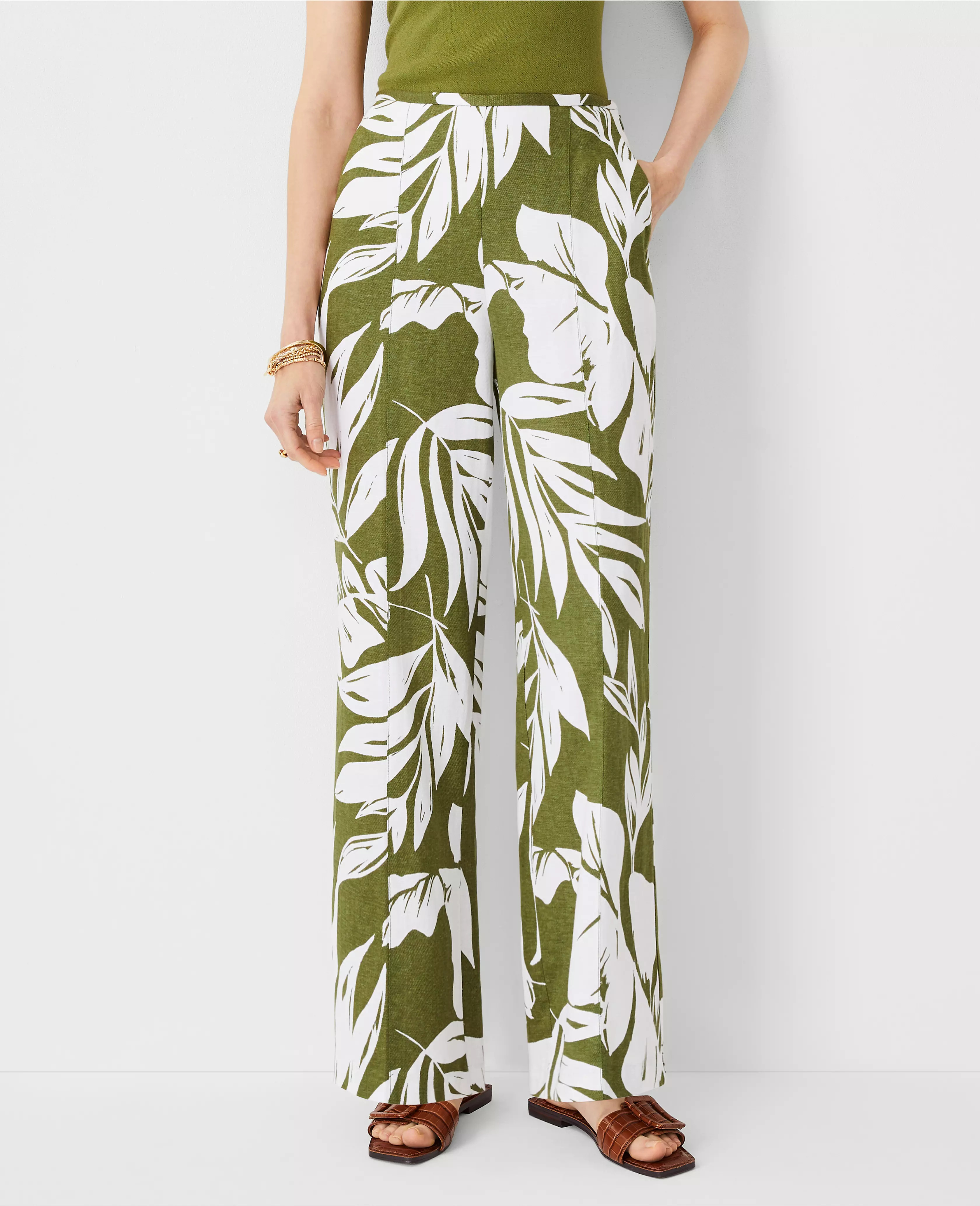 The Seamed Side Zip Straight Pant in Tropical Print | Ann Taylor (US)