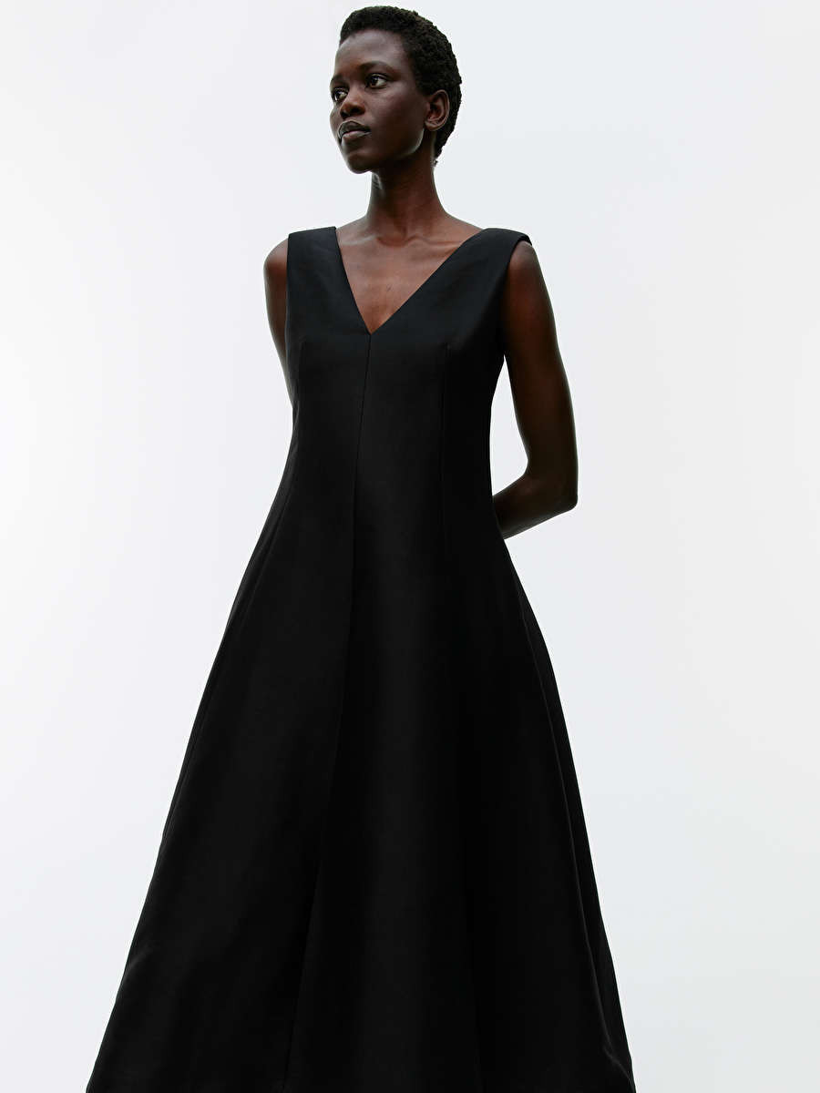 Sculptural Lyocell-Blend Dress | ARKET (US&UK)