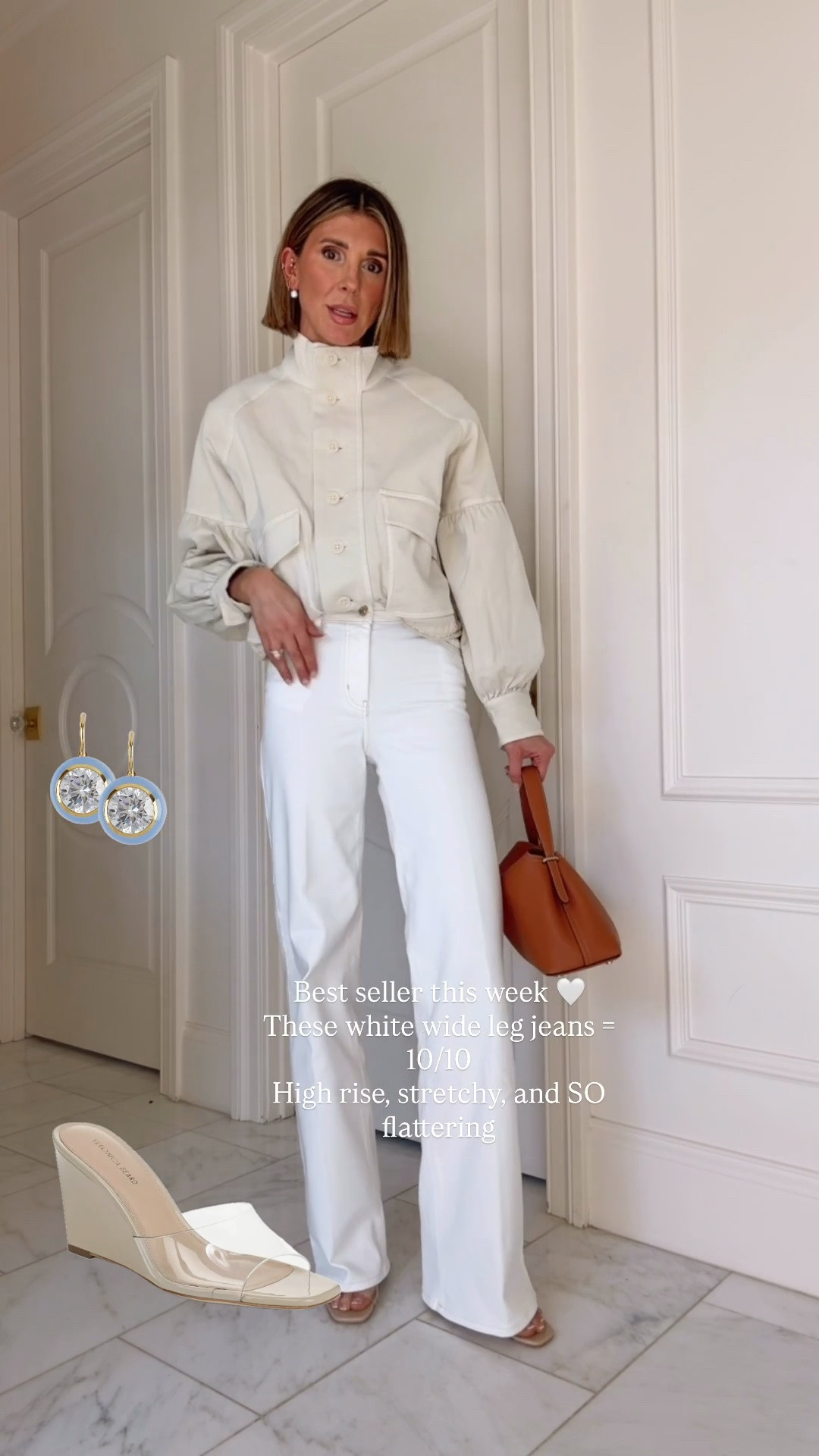 Best seller this week 🤍
These white wide leg jeans = 10/10
High rise, stretchy, and SO flattering

I'm 5'7 wearing size 25 fit tts