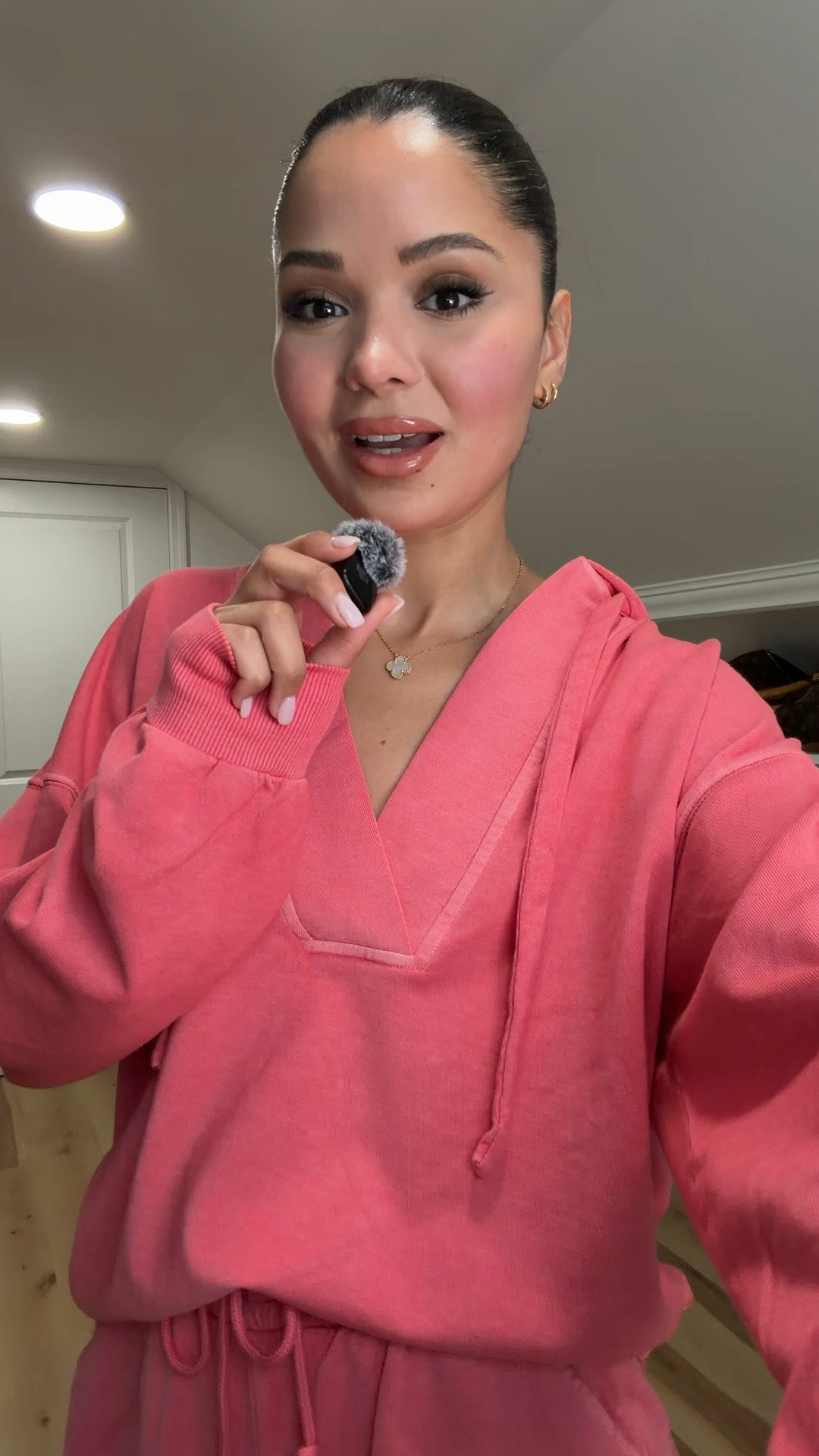 The perfect spring time comfy set! Wearing Small in both top + bottoms 