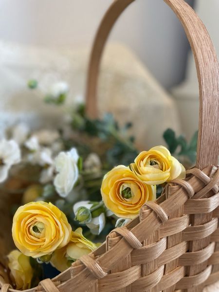 Let’s talk baskets! Baskets, of all shapes, sizes, and colors, are the perfect decor piece to bring texture into your home. Handled baskets, wall baskets, or hanging baskets, there is room for them all!

#LTKfindsunder50 #LTKSeasonal #LTKhome