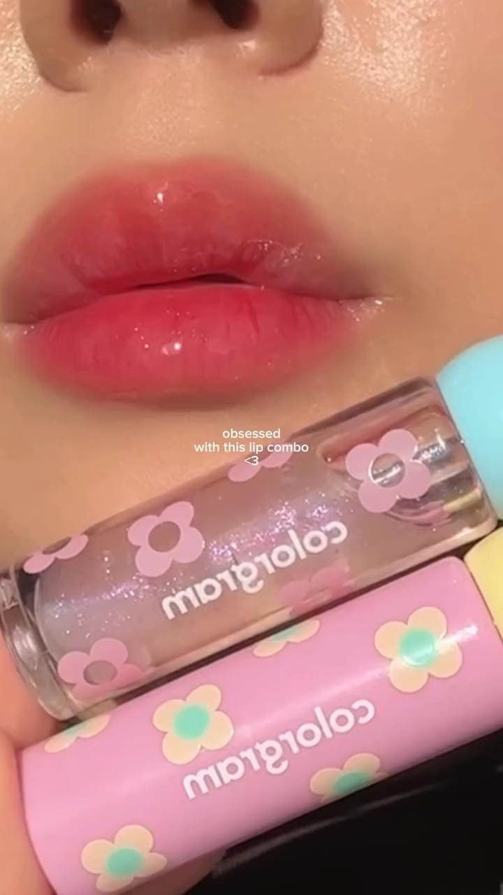 @colorgram.official lip tints ❤️ I literally stock up when I go to Korea!! Exact link is in my LTK ✨ 

#lipgloss #lipswatch #colorgram #oliveyoung #koreanliptint #kbeauty